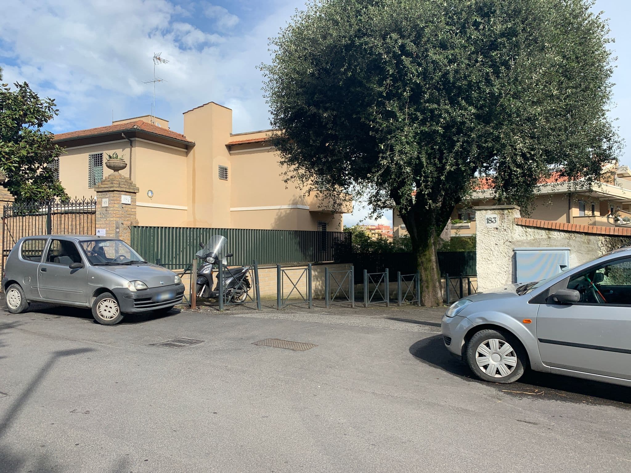Street view near Il Giardino di Giulia Bed and Breakfast Roma/Venezia, Trastevere — © tordans (CC BY-SA · Mapillary)