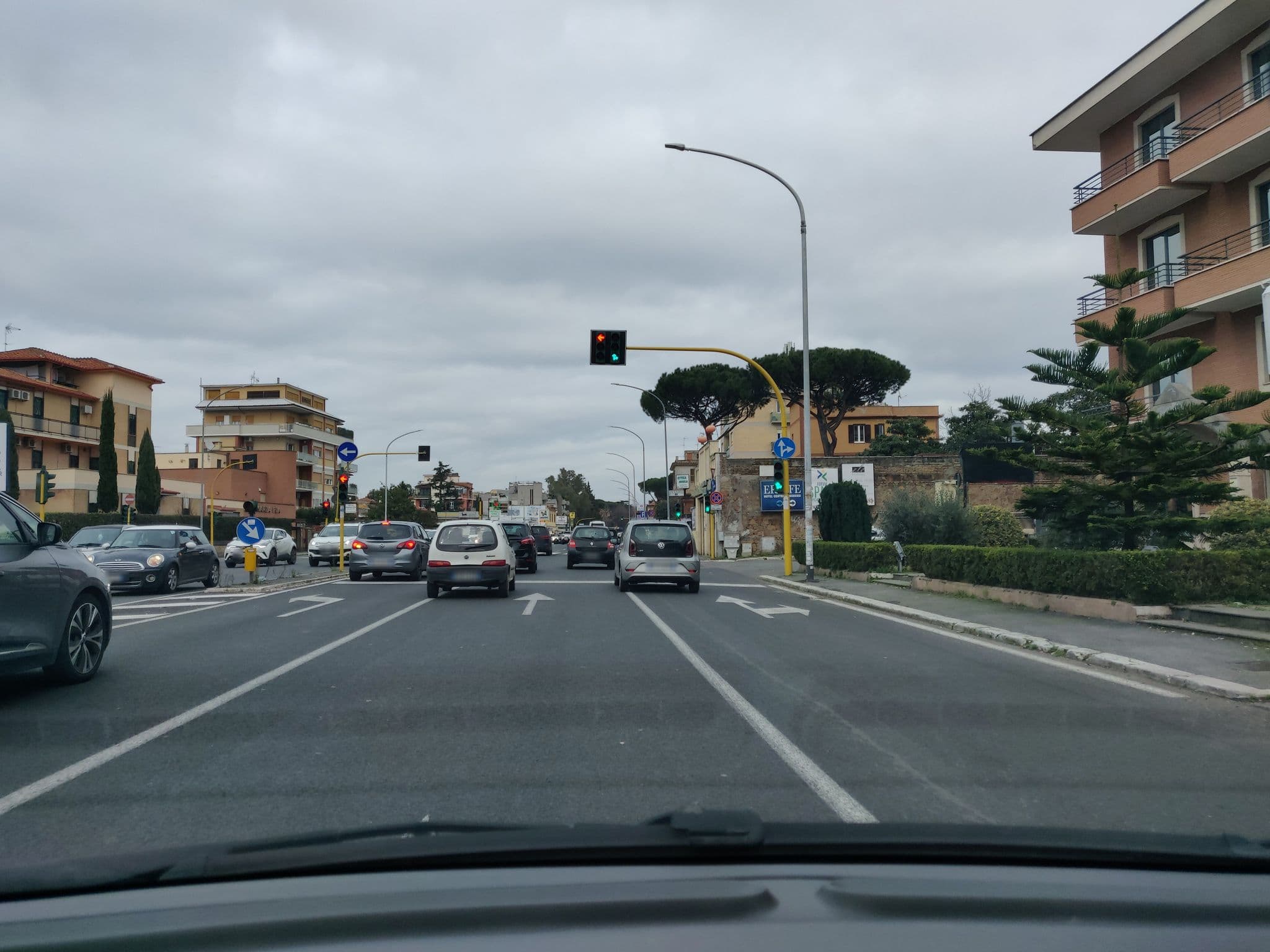 Street view near Smooth Hotel Rome West, Borgo — © panbauletto (CC BY-SA · Mapillary)