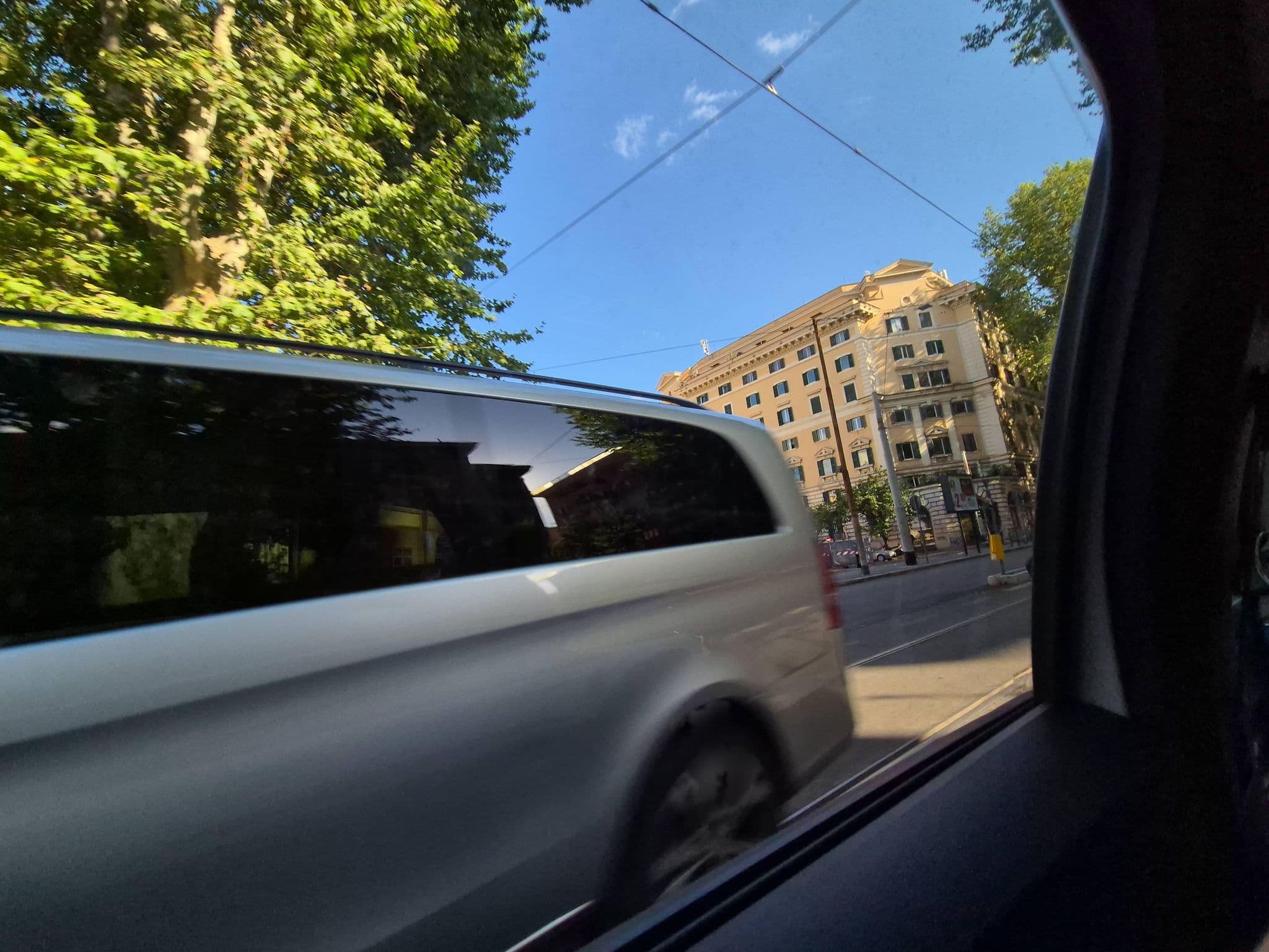 Street view near Travestere Suites - Top Collection, Trastevere — © omfg_notpr (CC BY-SA · Mapillary)