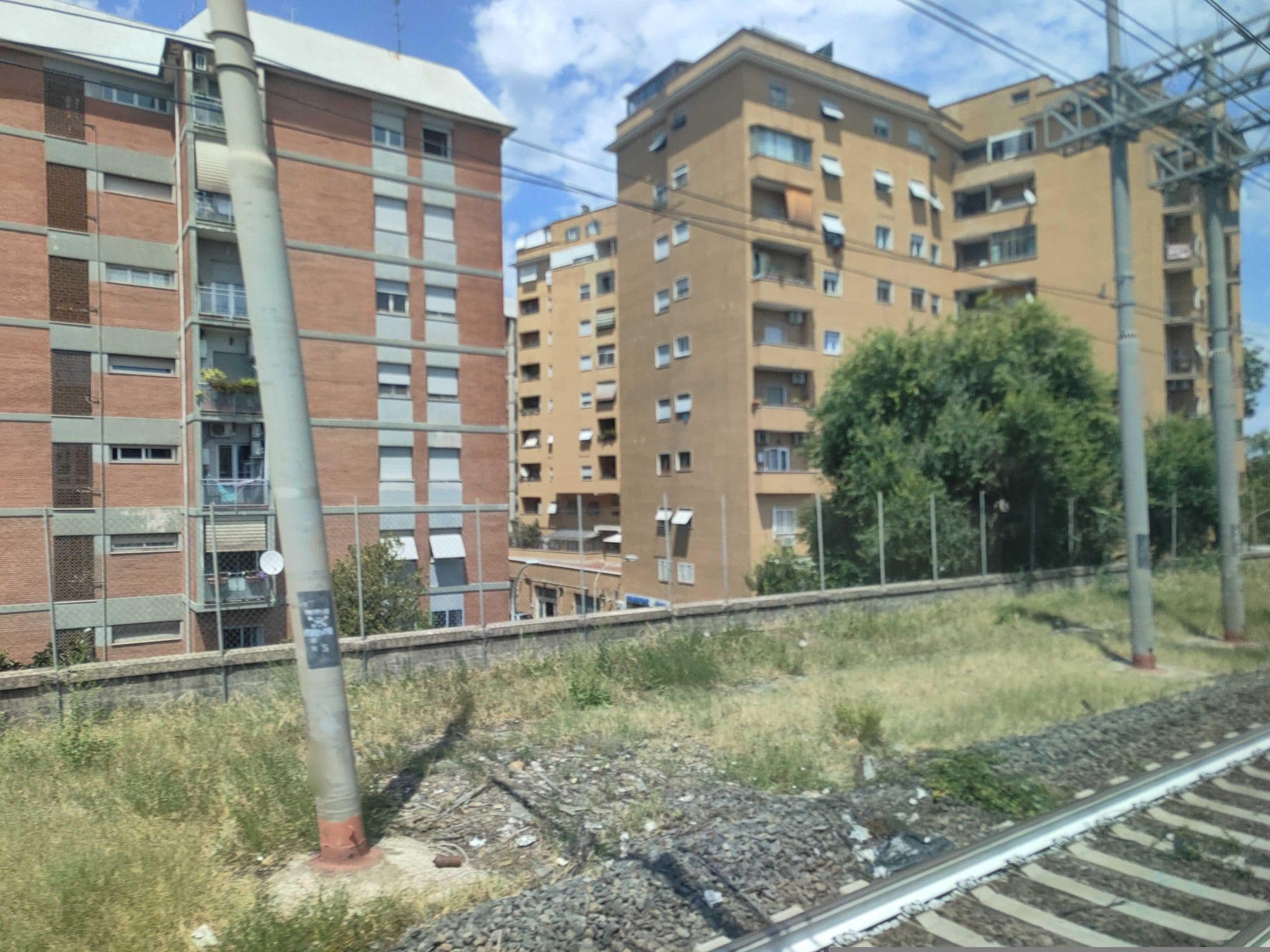 Street view near Trasteverinbed, Testaccio — © omfg_notpr (CC BY-SA · Mapillary)