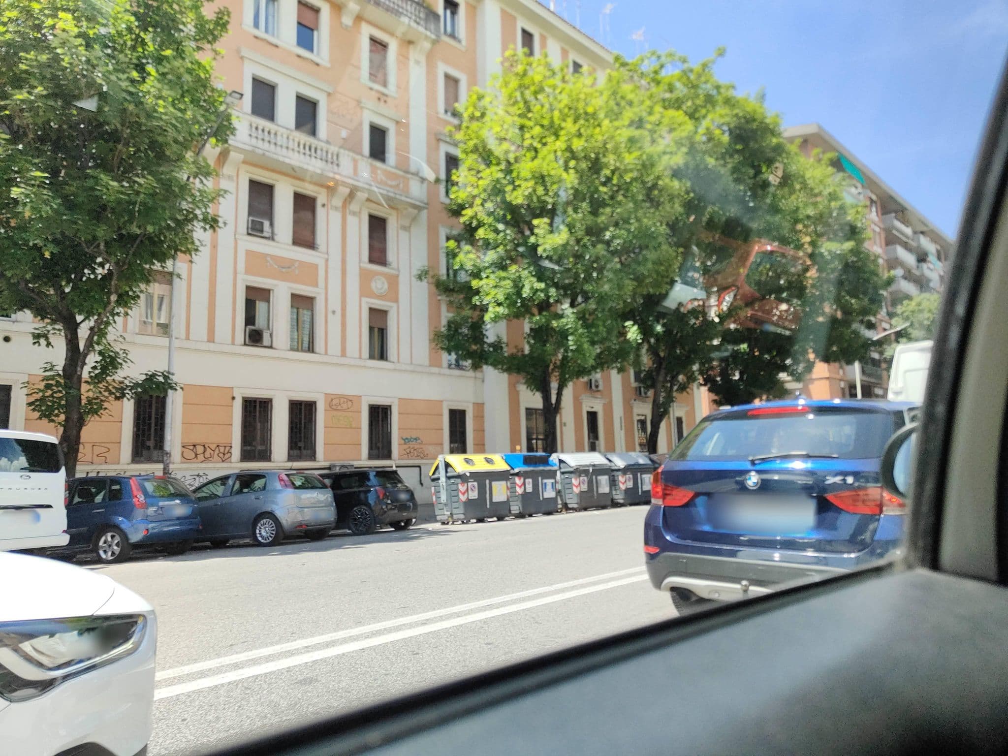 Street view near La Lupa Bed and Breakfast, Trastevere — © omfg_notpr (CC BY-SA · Mapillary)