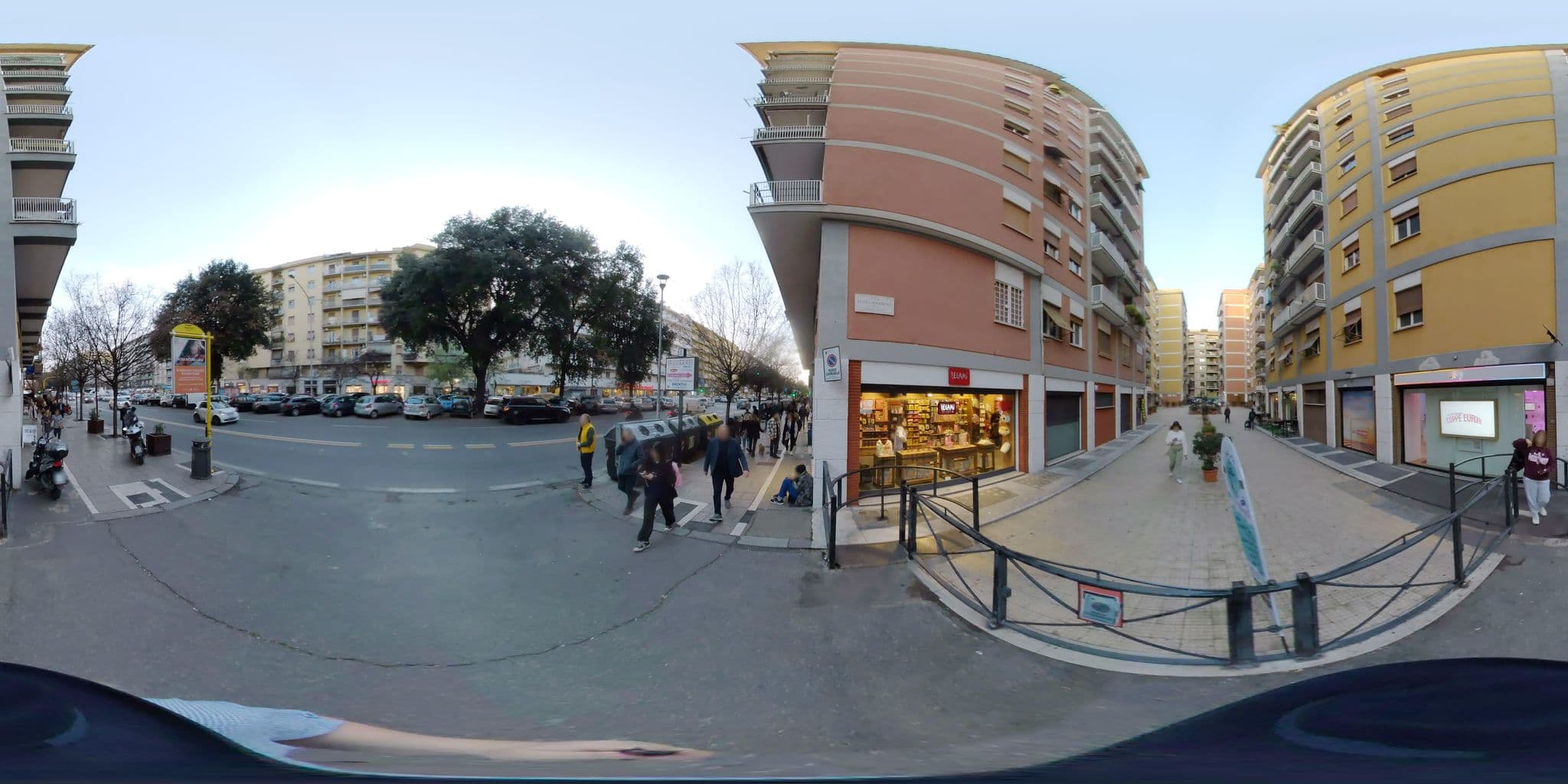 Street view near Roman Holidays House Marconi, Testaccio — © stefan-RolfsRom (CC BY-SA · Mapillary)