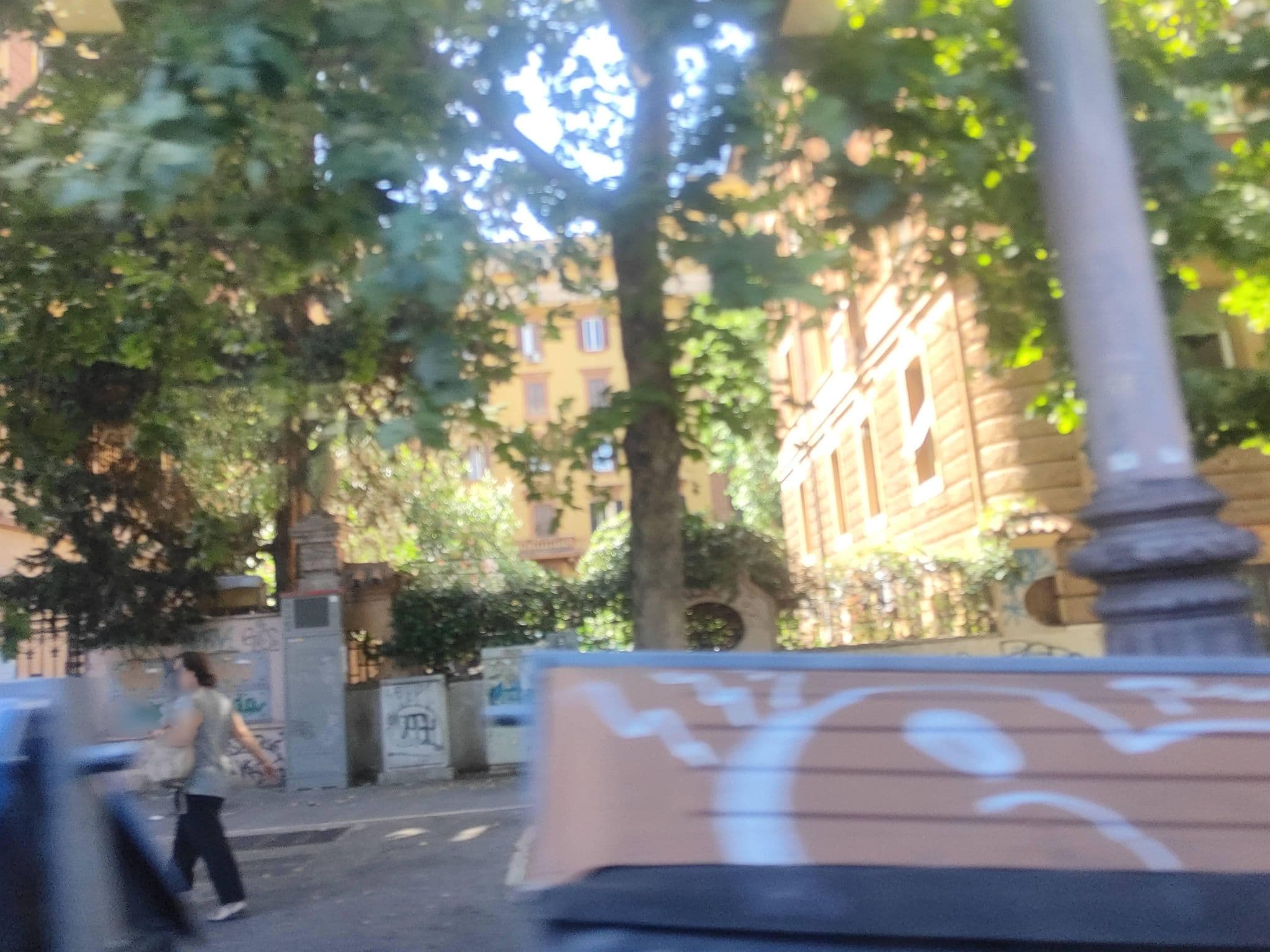 Street view near Trastevere Decò Apartment, Trastevere — © omfg_notpr (CC BY-SA · Mapillary)
