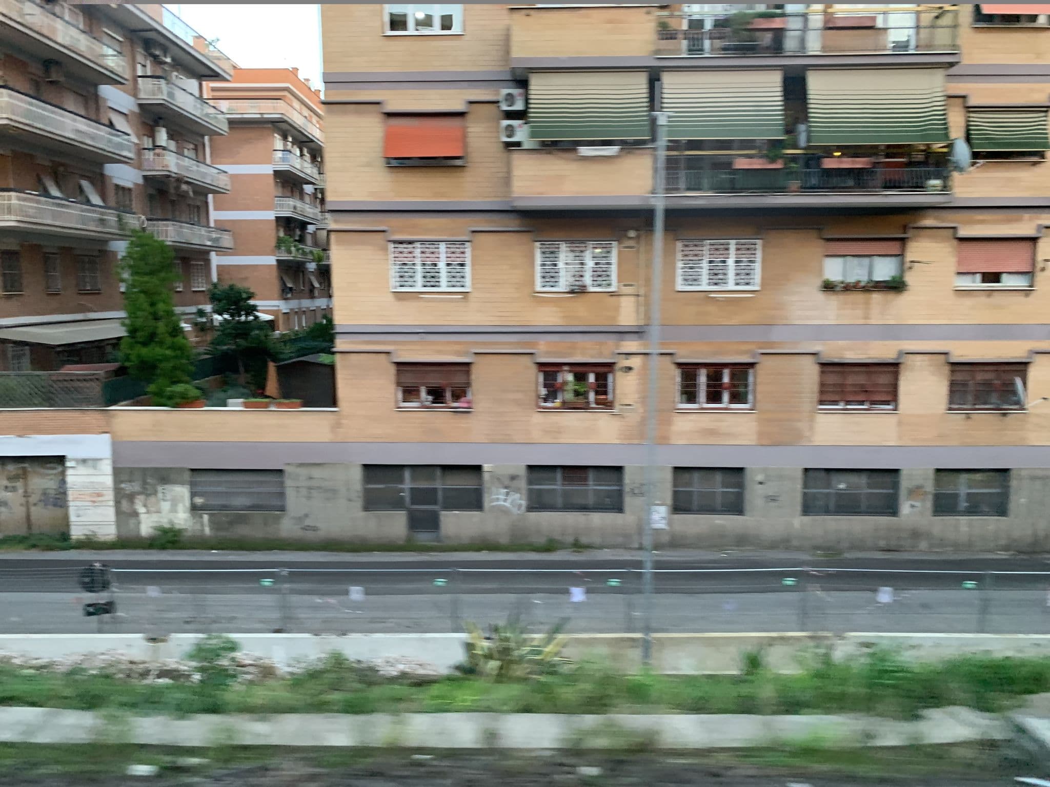 Street view near Camera Magliana Nuova, Testaccio — © noel (CC BY-SA · Mapillary)