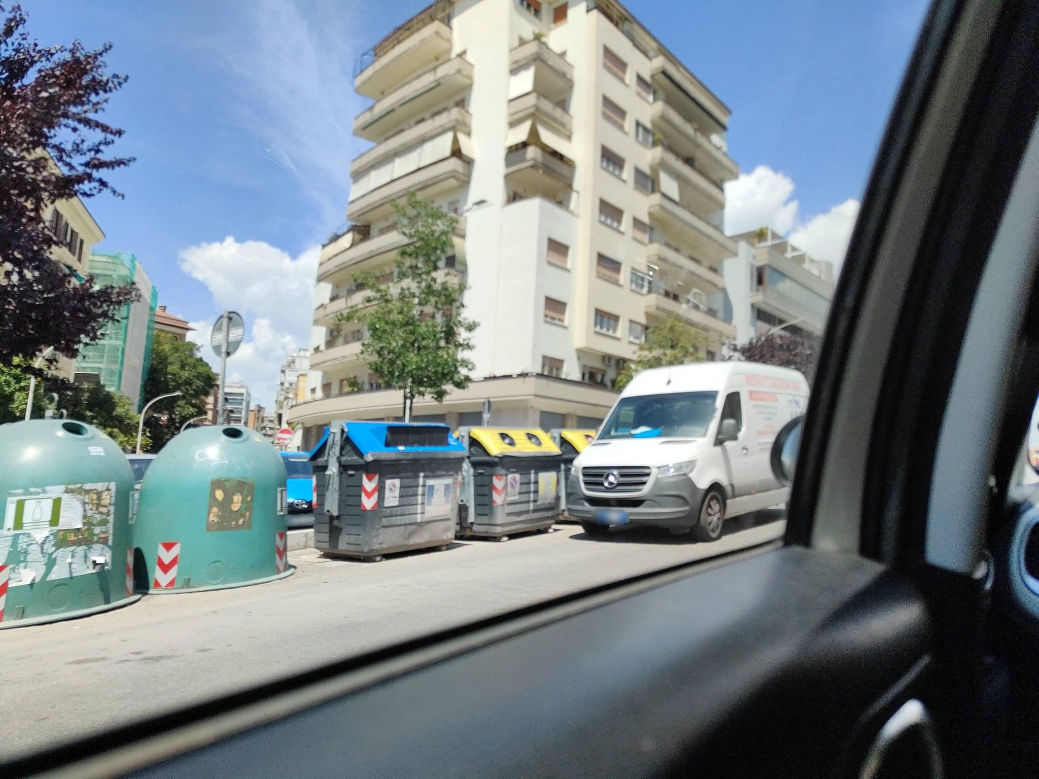 Street view near Panoramic Castle Apt Trastevere, Trastevere — © omfg_notpr (CC BY-SA · Mapillary)
