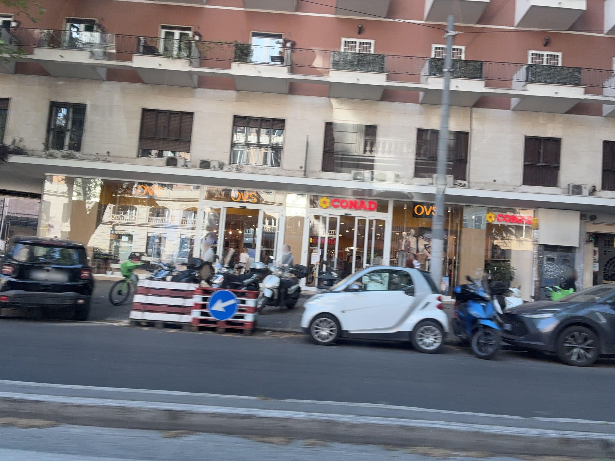 Street view near danilo b&b, Trastevere — © panbauletto (CC BY-SA · Mapillary)