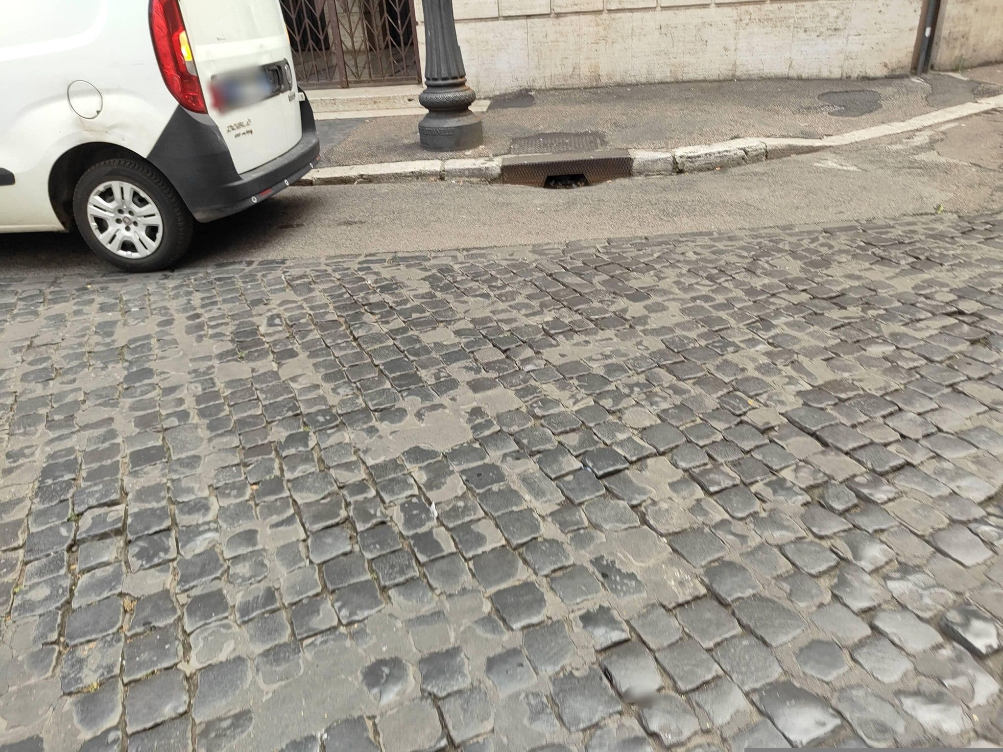 Street view near Navona 49, Parione — © omfg_notpr (CC BY-SA · Mapillary)