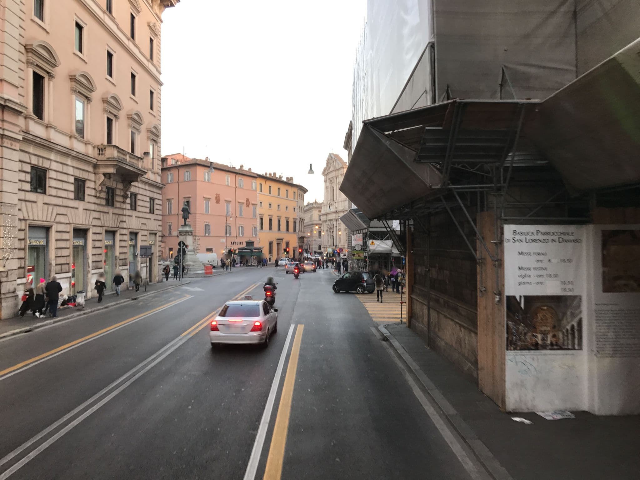 Street view near Best Comfort Suites, Parione — © fundacja_geolife (CC BY-SA · Mapillary)