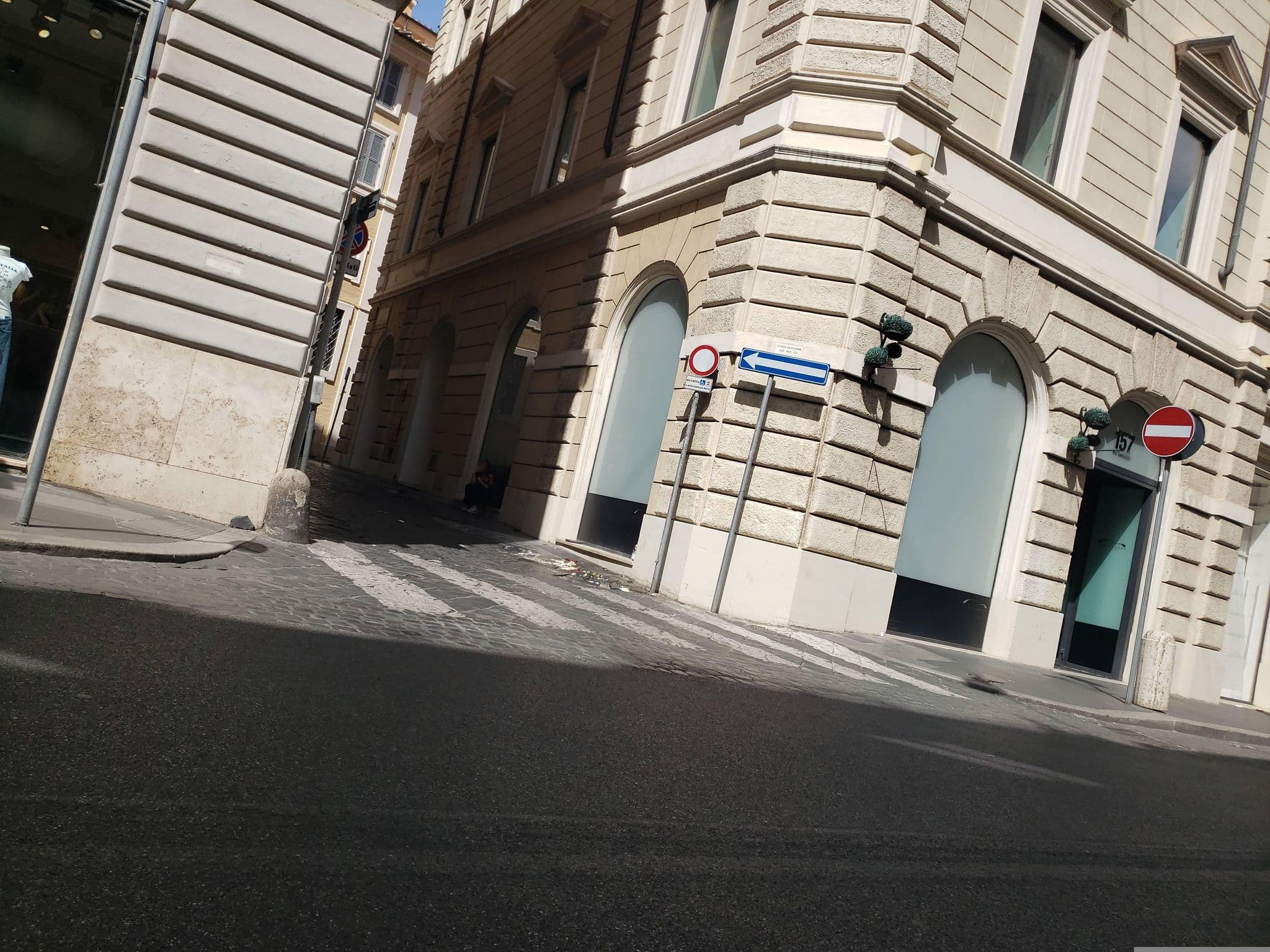 Street view near Charme & Chic, Sant'Eustachio — © mapfool (CC BY-SA · Mapillary)