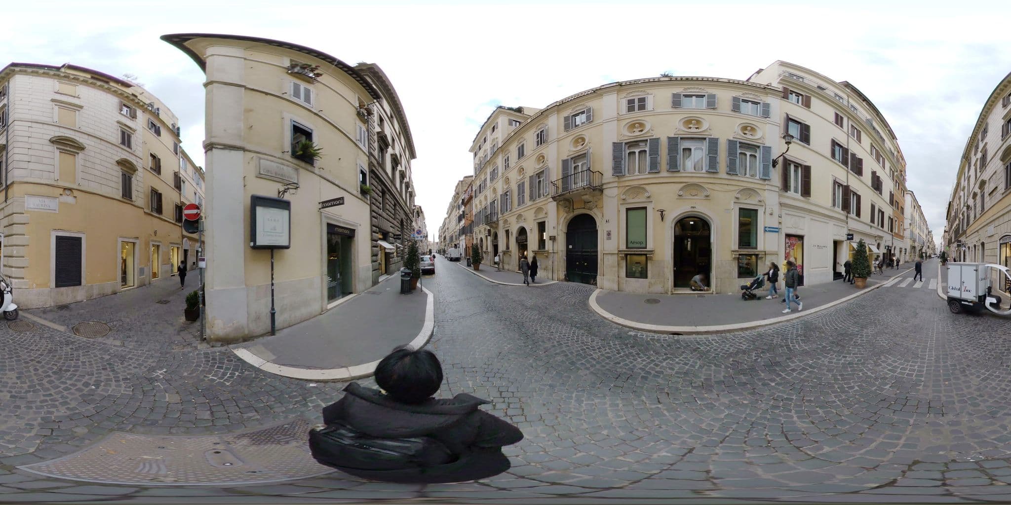 Street view near Suite Ambra, Campo Marzio — © akiyoshiii213 (CC BY-SA · Mapillary)