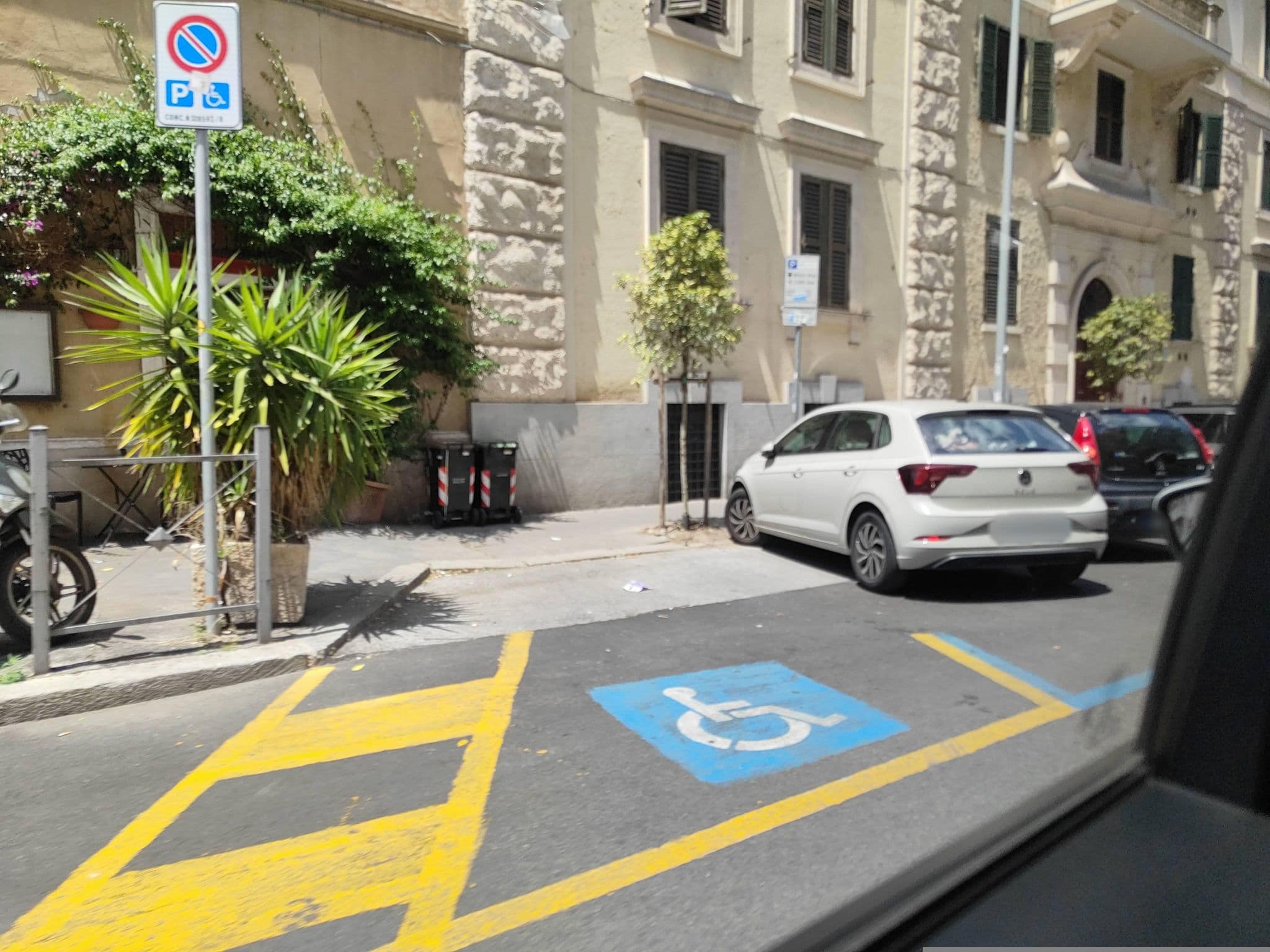 Street view near St. Peter Sweets, Borgo — © omfg_notpr (CC BY-SA · Mapillary)