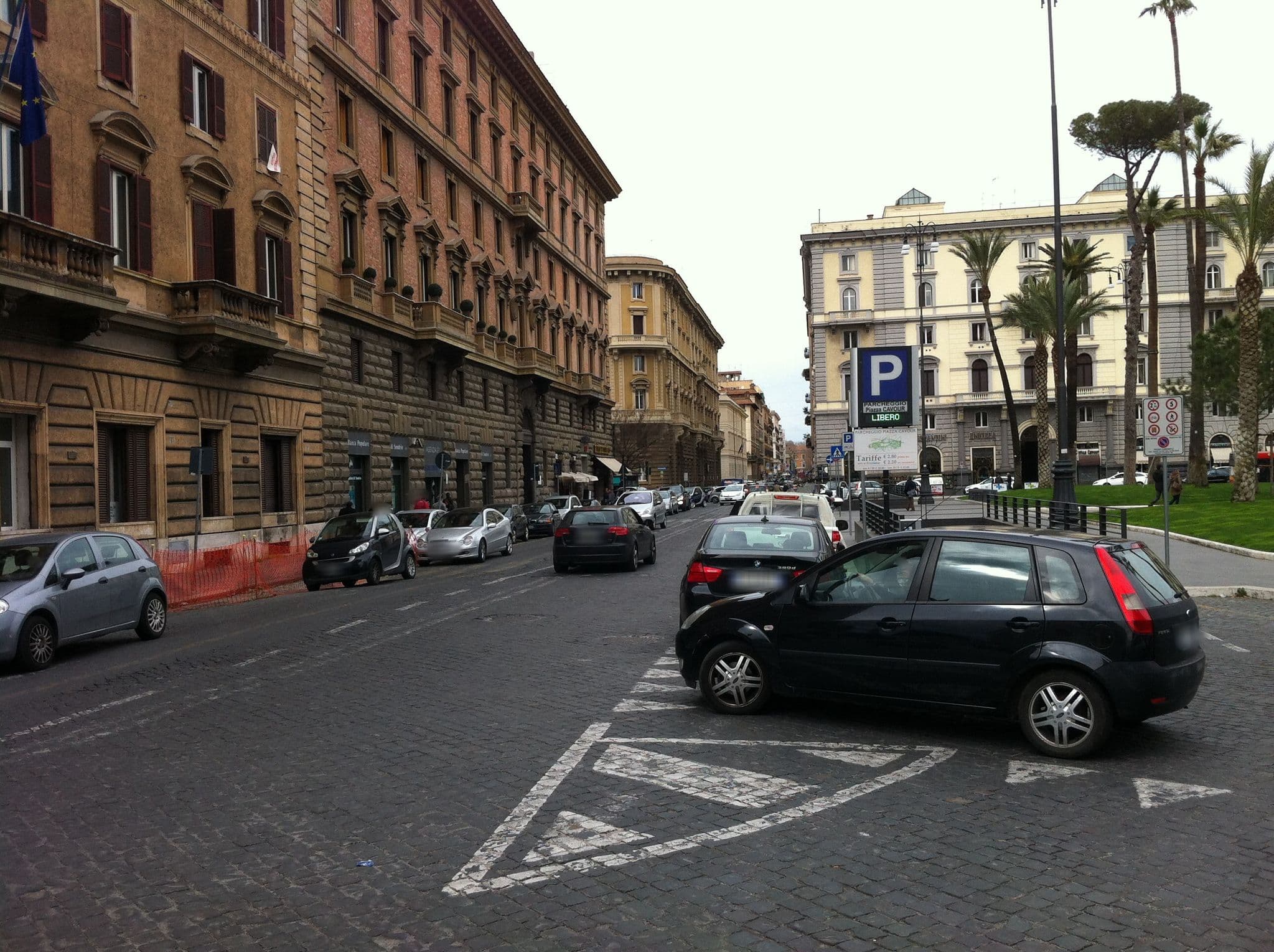 Street view near i love vaticano, Prati — © ugz (CC BY-SA · Mapillary)
