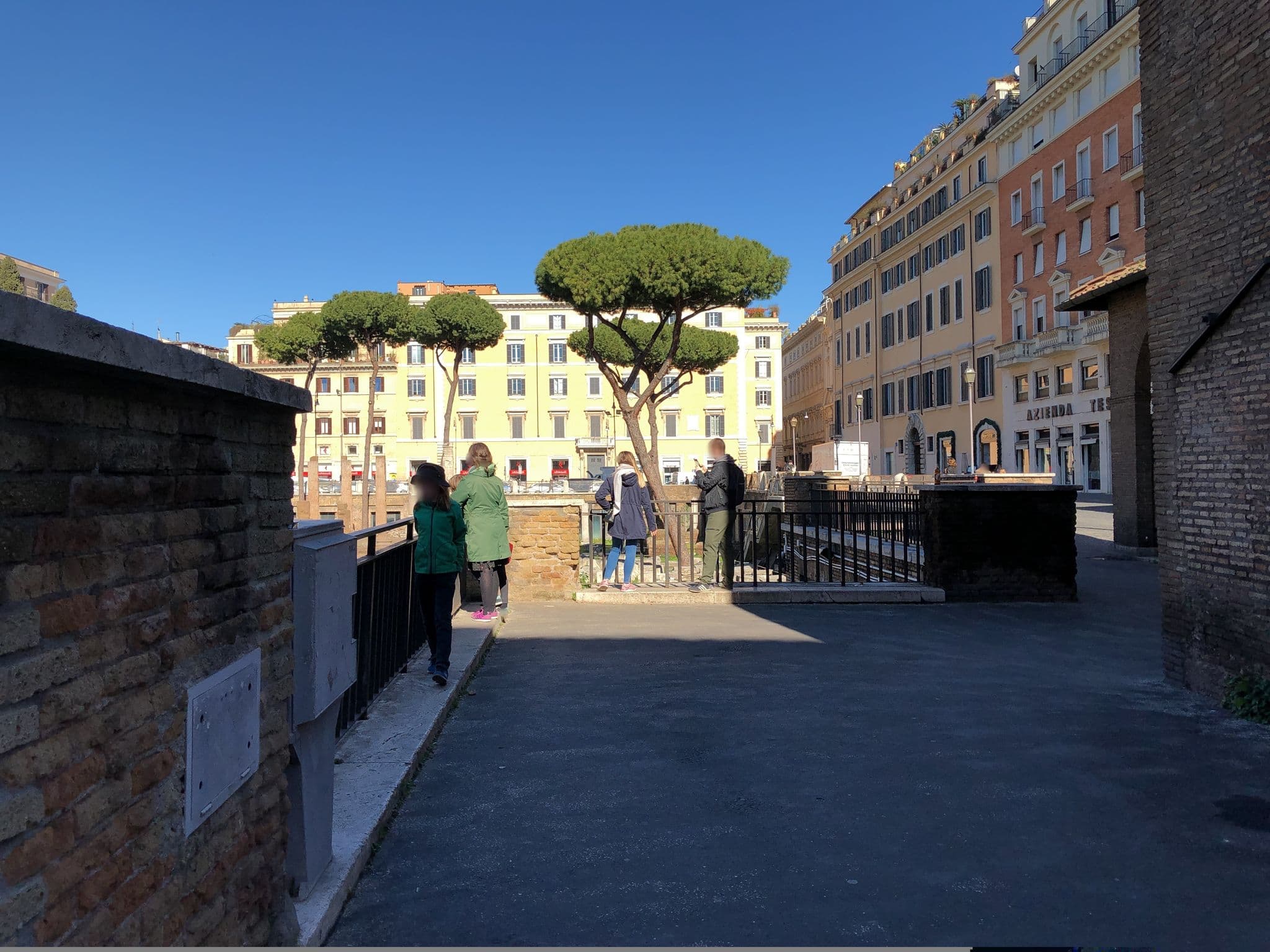 Street view near Temple View Guesthouse, Sant'Eustachio — © peterleth (CC BY-SA · Mapillary)