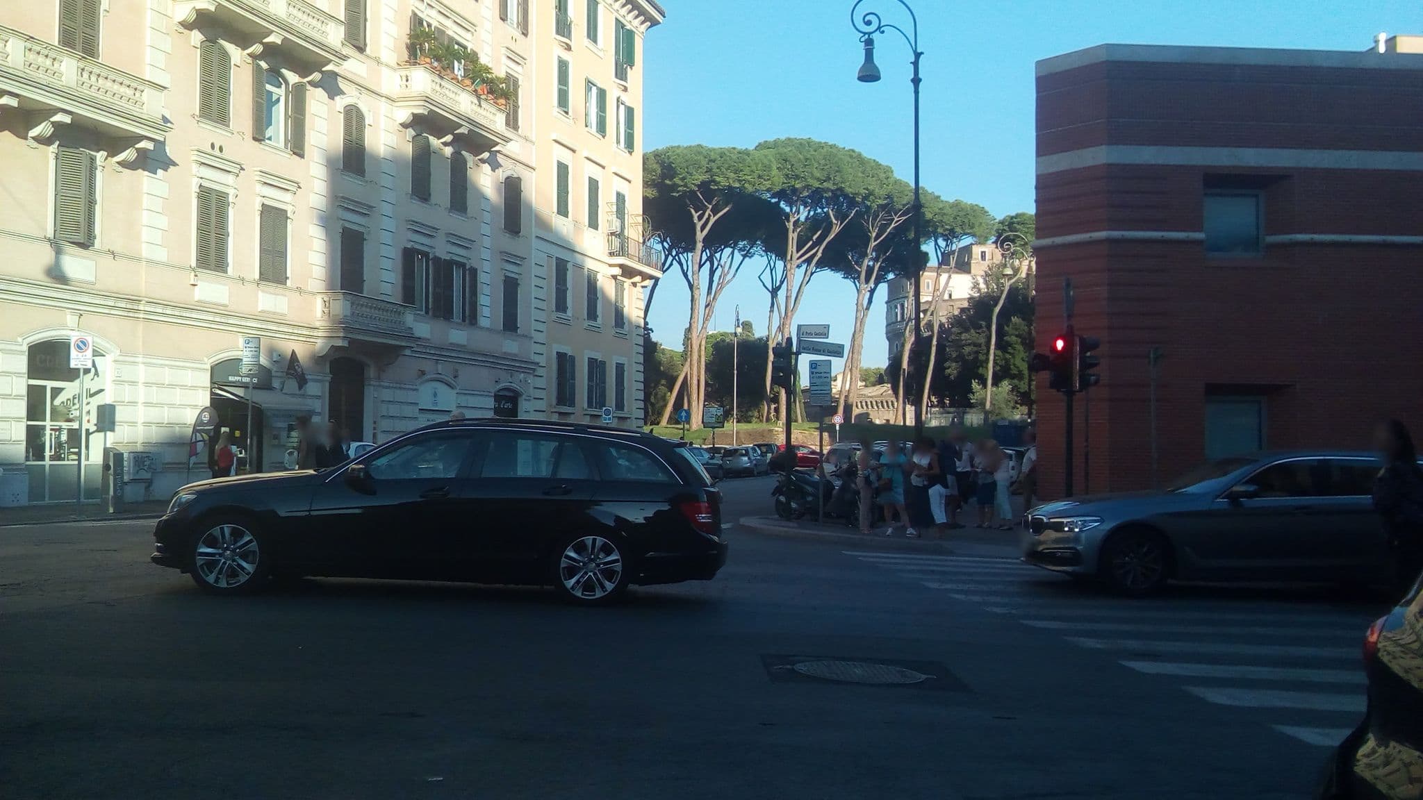 Street view near Vatican Attic With Terrace, Borgo — © binnette (CC BY-SA · Mapillary)