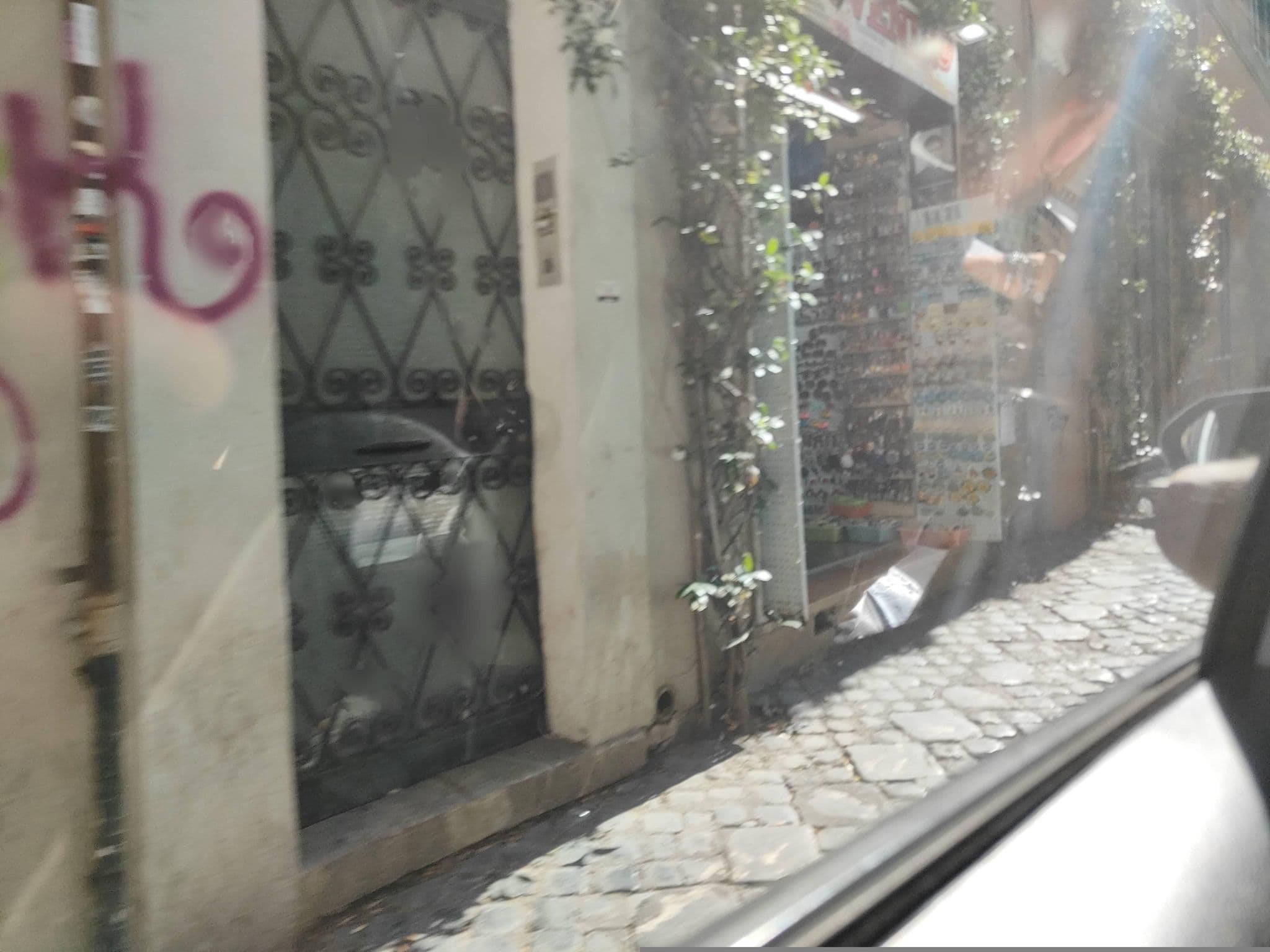 Street view near Spectacular Luxury Flat in Trastevere, Regola — © omfg_notpr (CC BY-SA · Mapillary)
