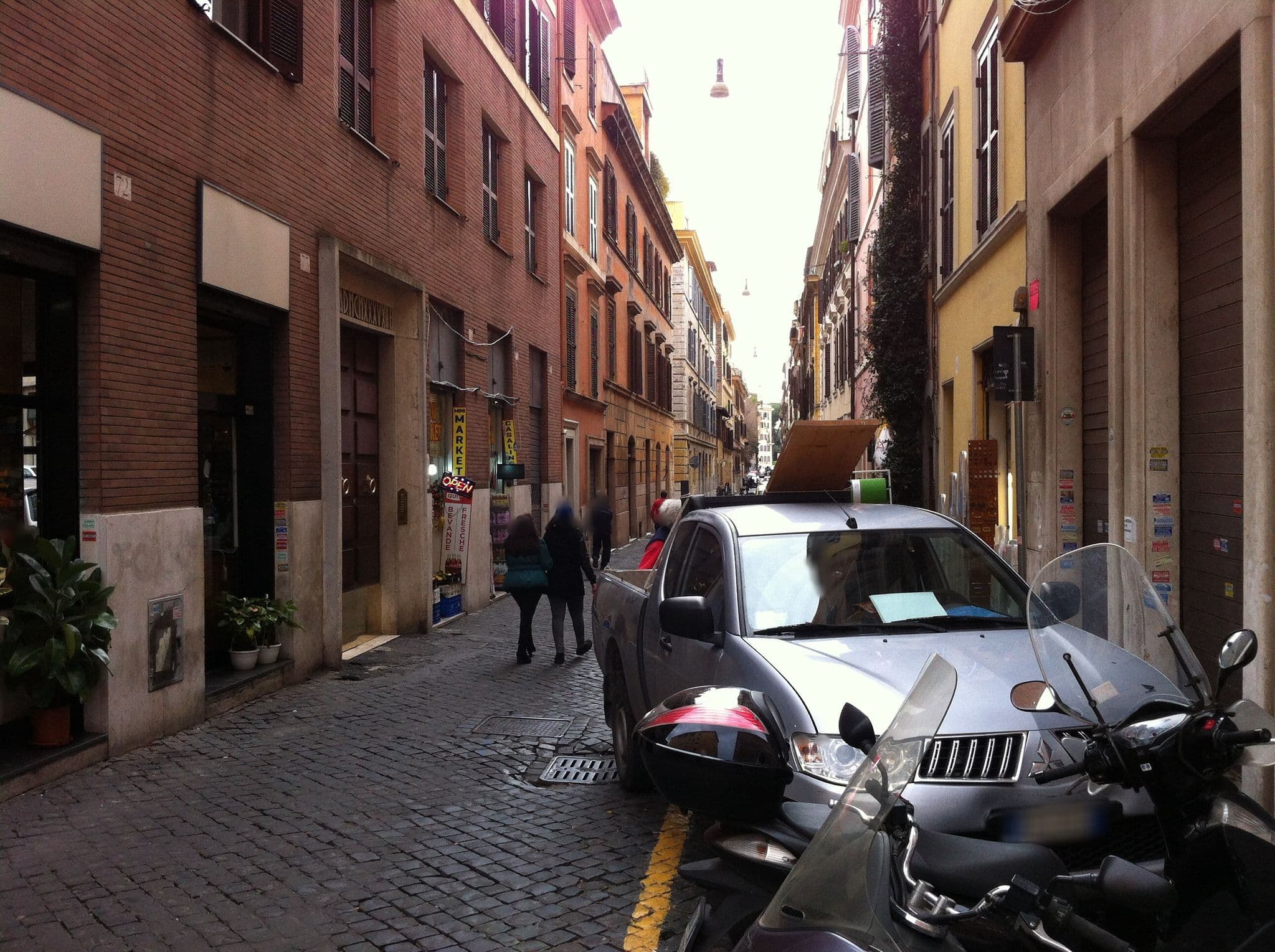 Street view near L'Angelo di Borgo, Borgo — © ugz (CC BY-SA · Mapillary)