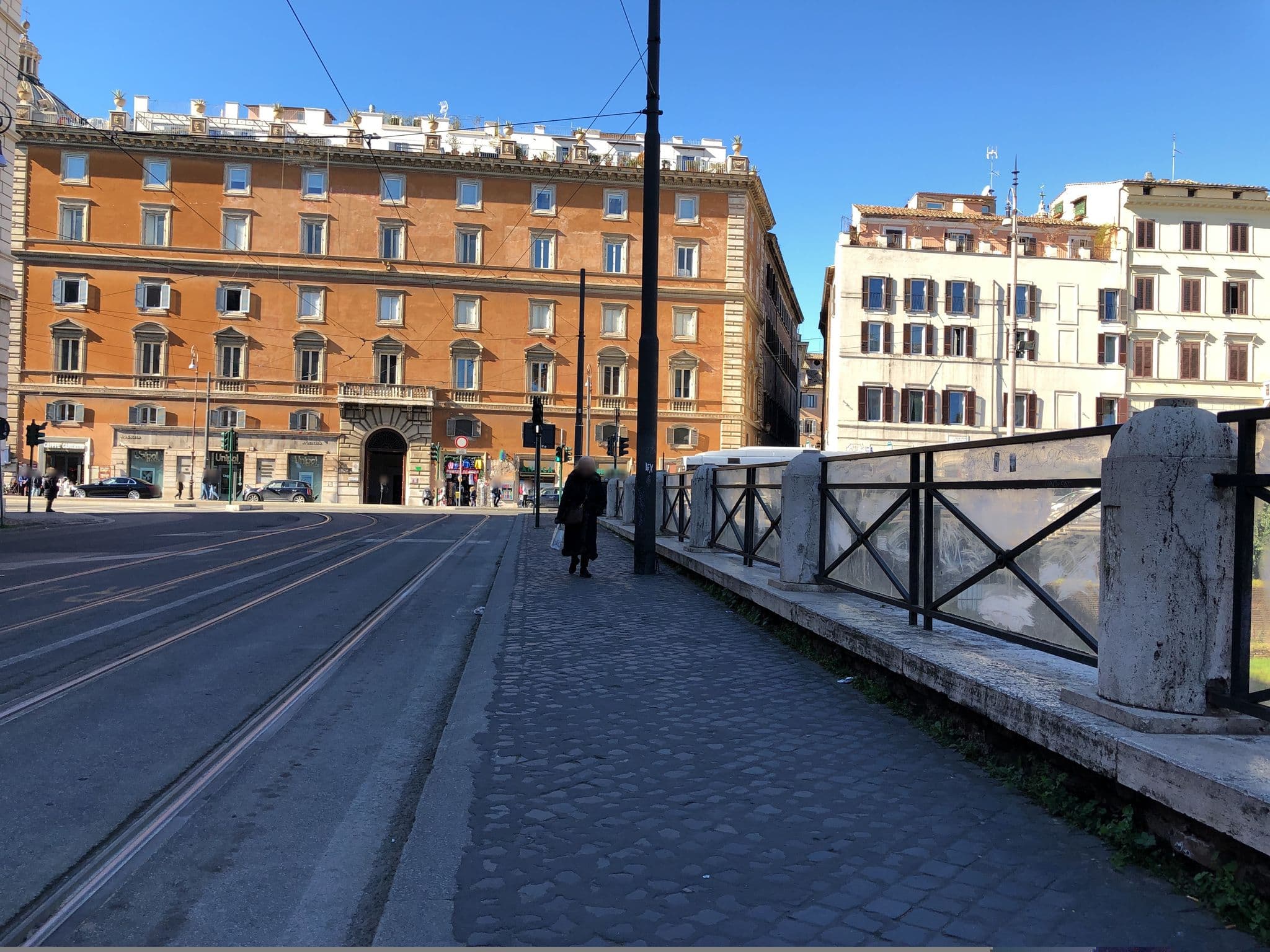 Street view near sun suite luxury pantheon, Sant'Eustachio — © peterleth (CC BY-SA · Mapillary)