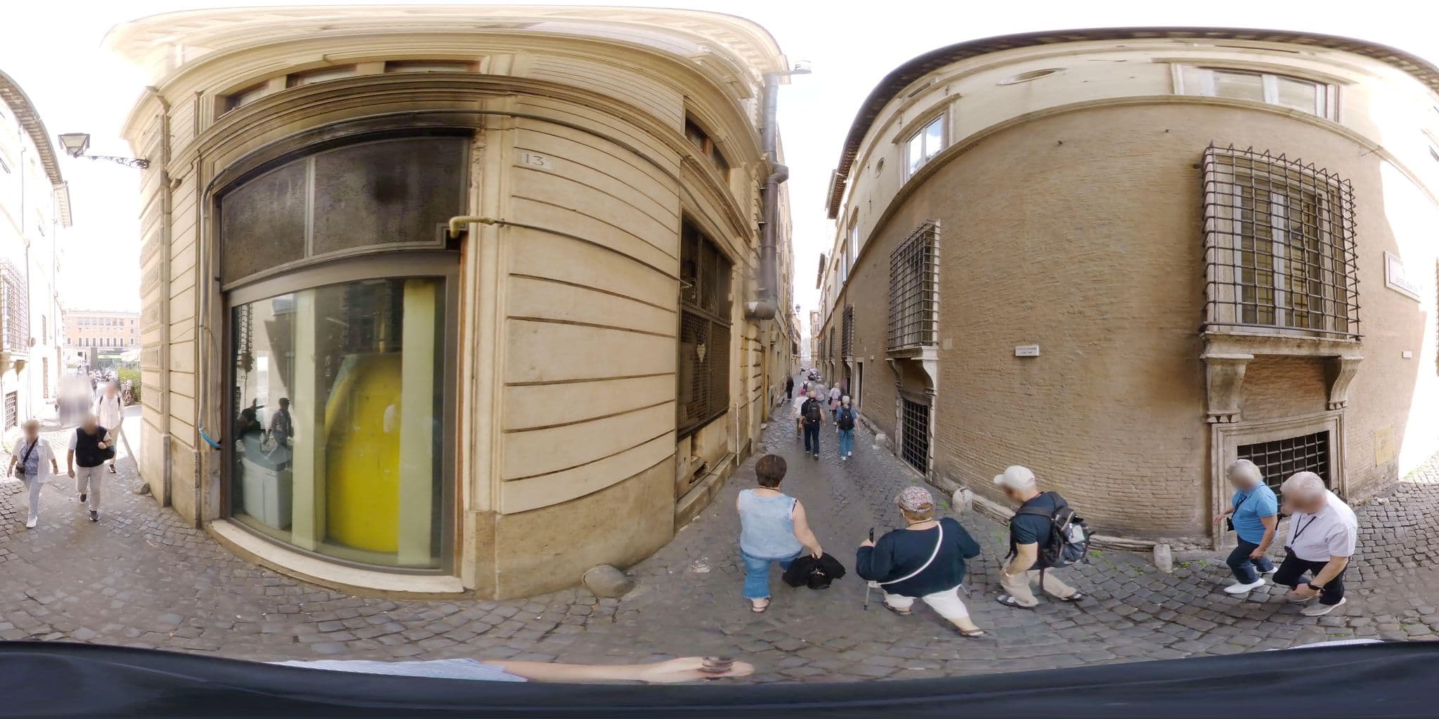 Street view near Gens Luxury Suites, Parione — © stefan-RolfsRom (CC BY-SA · Mapillary)