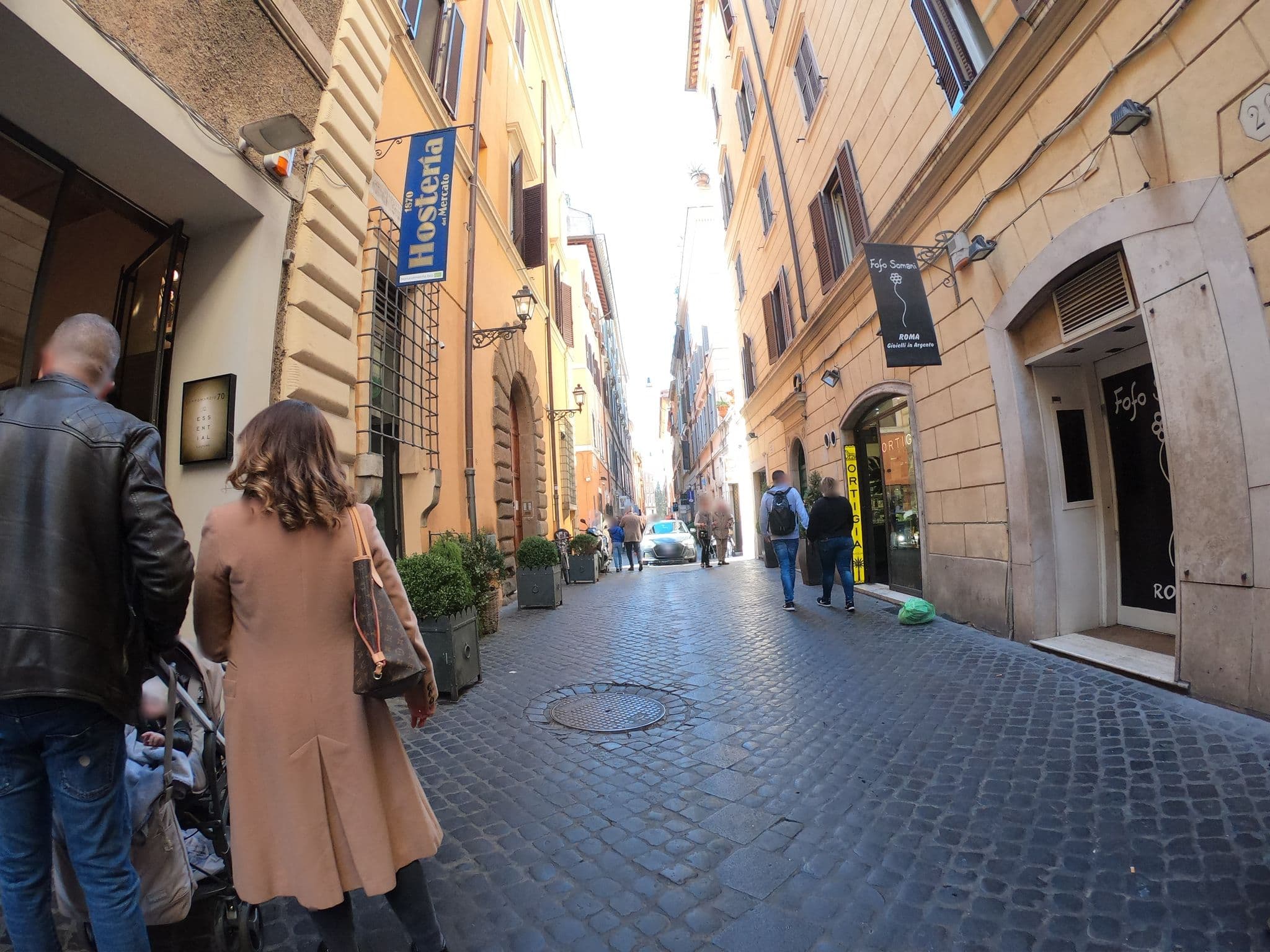Street view near Casa Fabbrini Fancy Suites, Campo Marzio — © richlv (CC BY-SA · Mapillary)