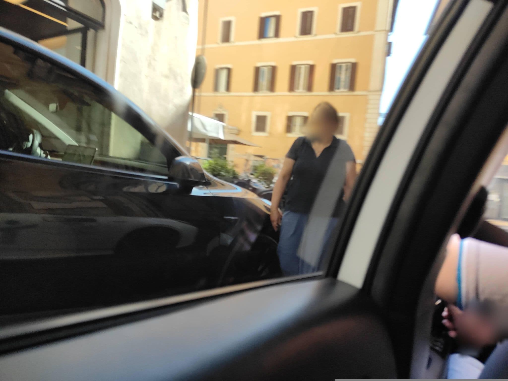 Street view near B&B campo marzio, Sant'Eustachio — © omfg_notpr (CC BY-SA · Mapillary)
