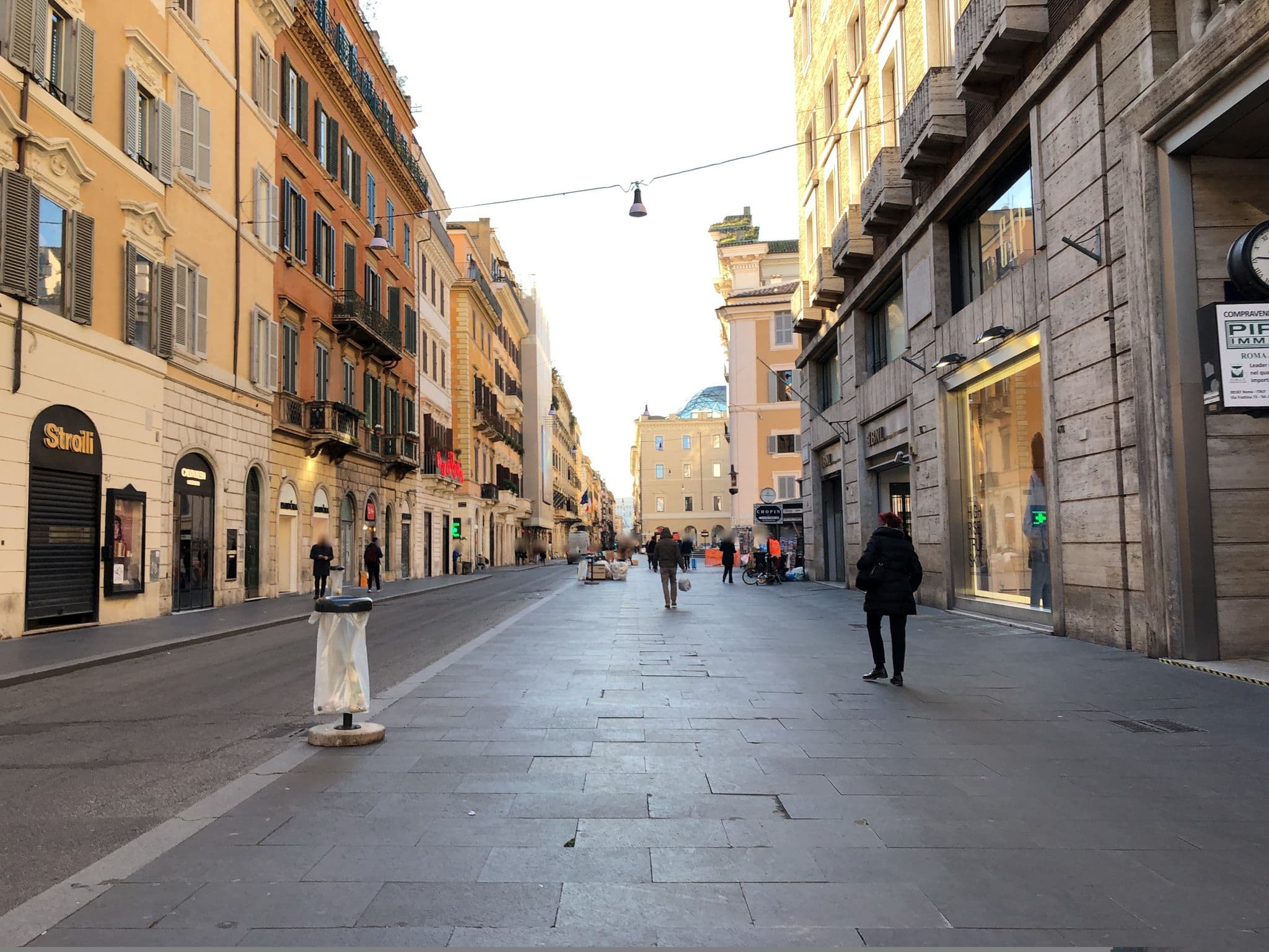 Street view near Relais Rome, Campo Marzio — © peterleth (CC BY-SA · Mapillary)