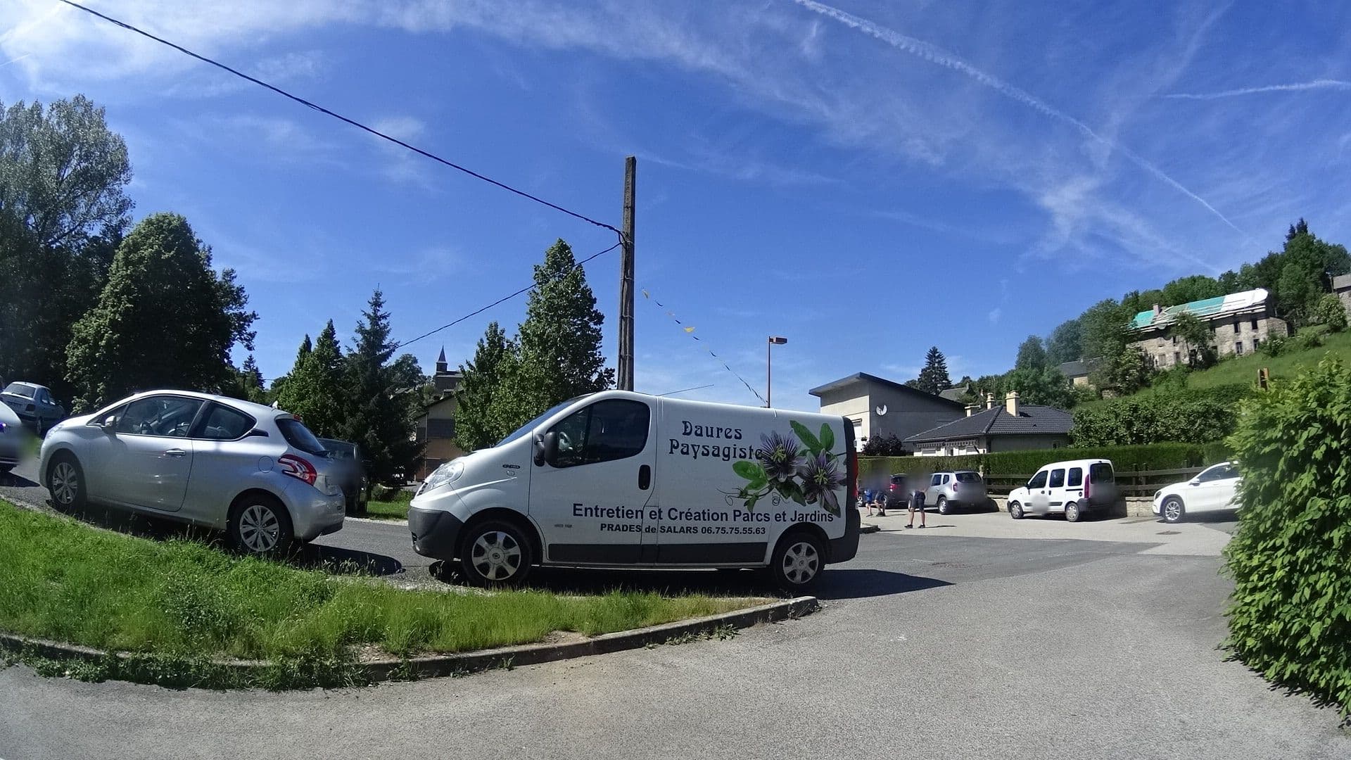 Street view near Aire de camping-car municipale LE bourg Ségur, Pont-de-Salars — © panieravide (CC BY-SA · Mapillary)