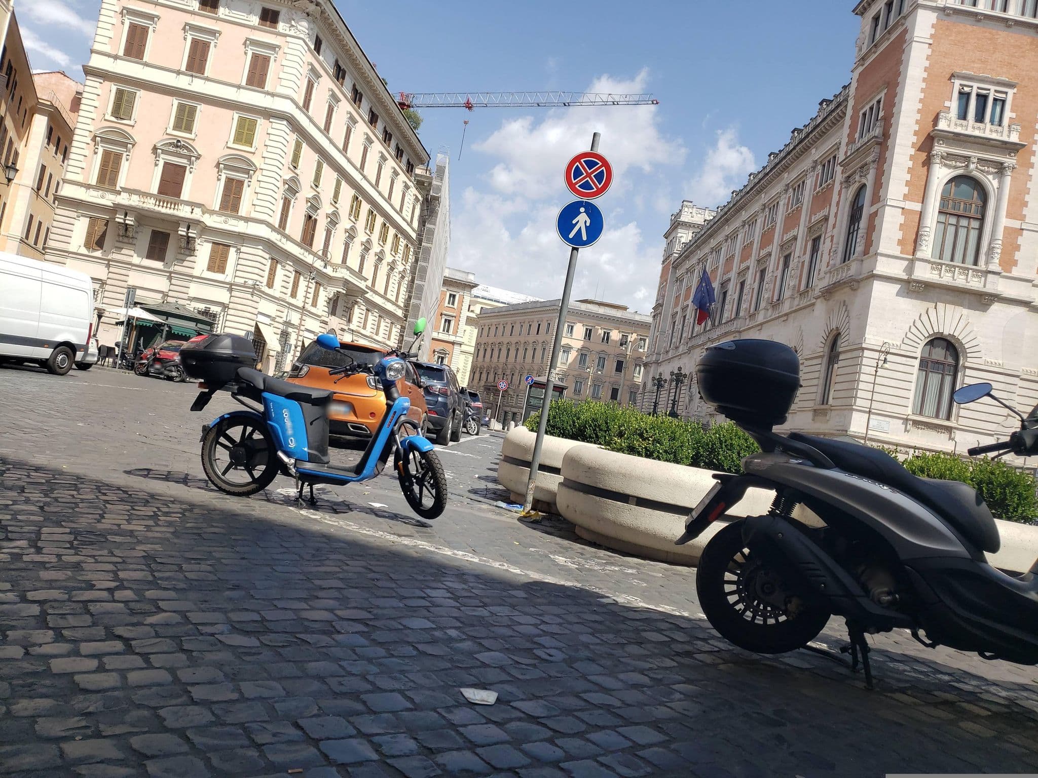 Street view near Luxury Suites Campo Marzio, Sant'Eustachio — © mapfool (CC BY-SA · Mapillary)