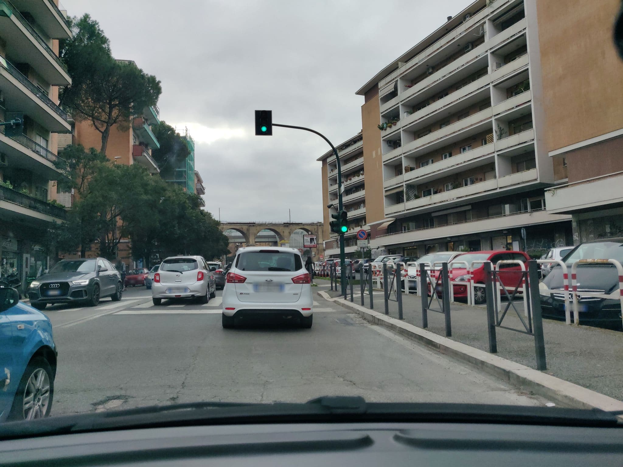 Street view near Le Finestre sul Vaticano, Borgo — © panbauletto (CC BY-SA · Mapillary)