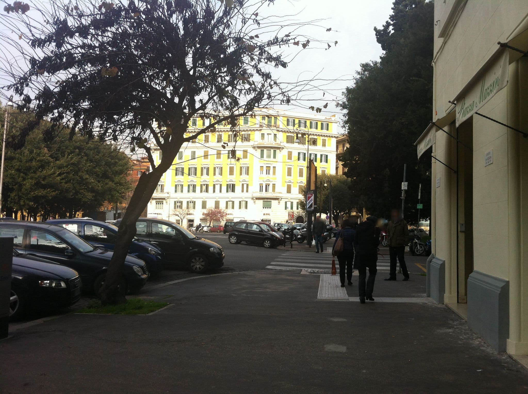 Street view near Donna Ilaria, Prati — © ugz (CC BY-SA · Mapillary)