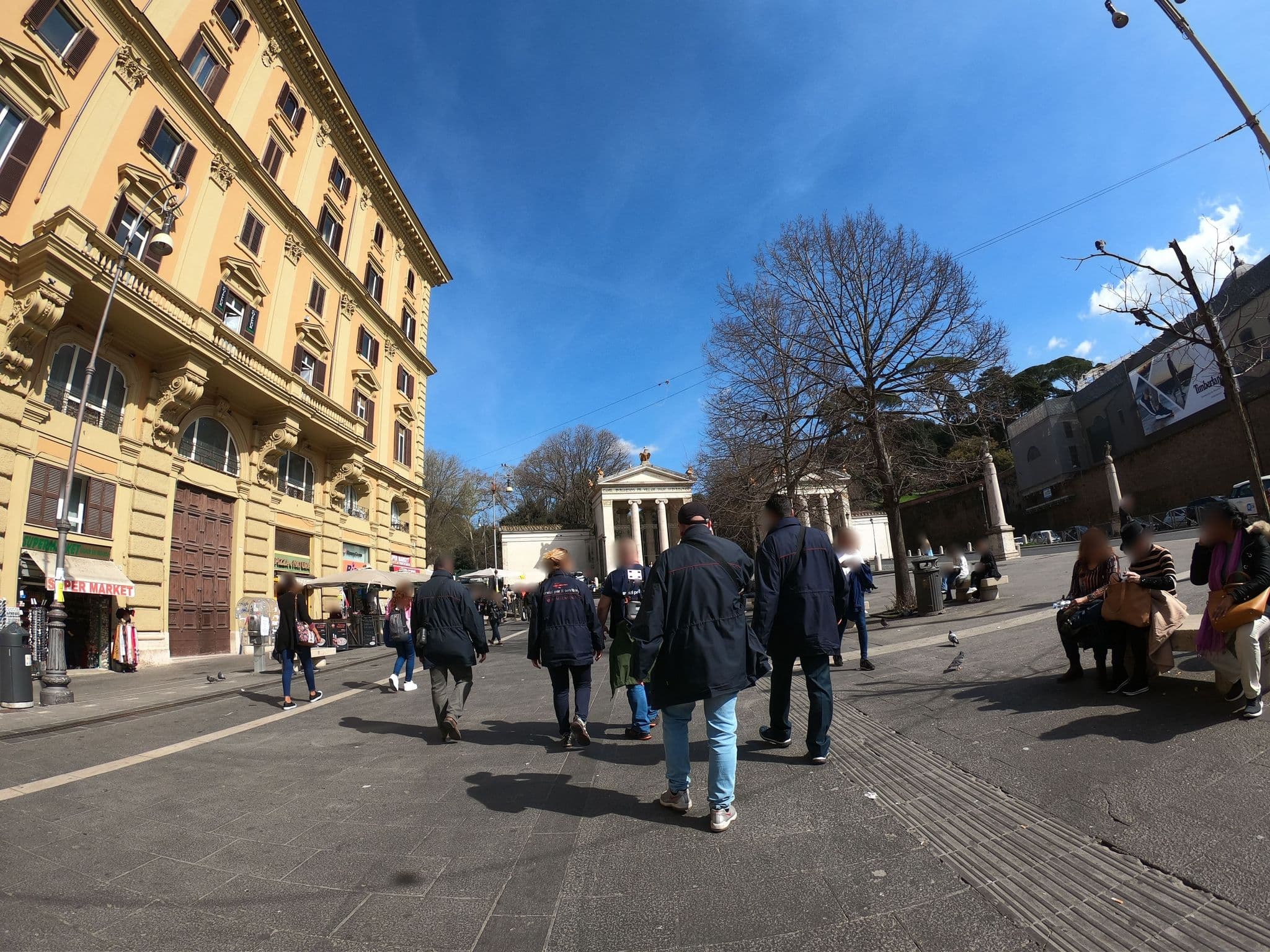 Street view near Orange Suite, Campo Marzio — © richlv (CC BY-SA · Mapillary)