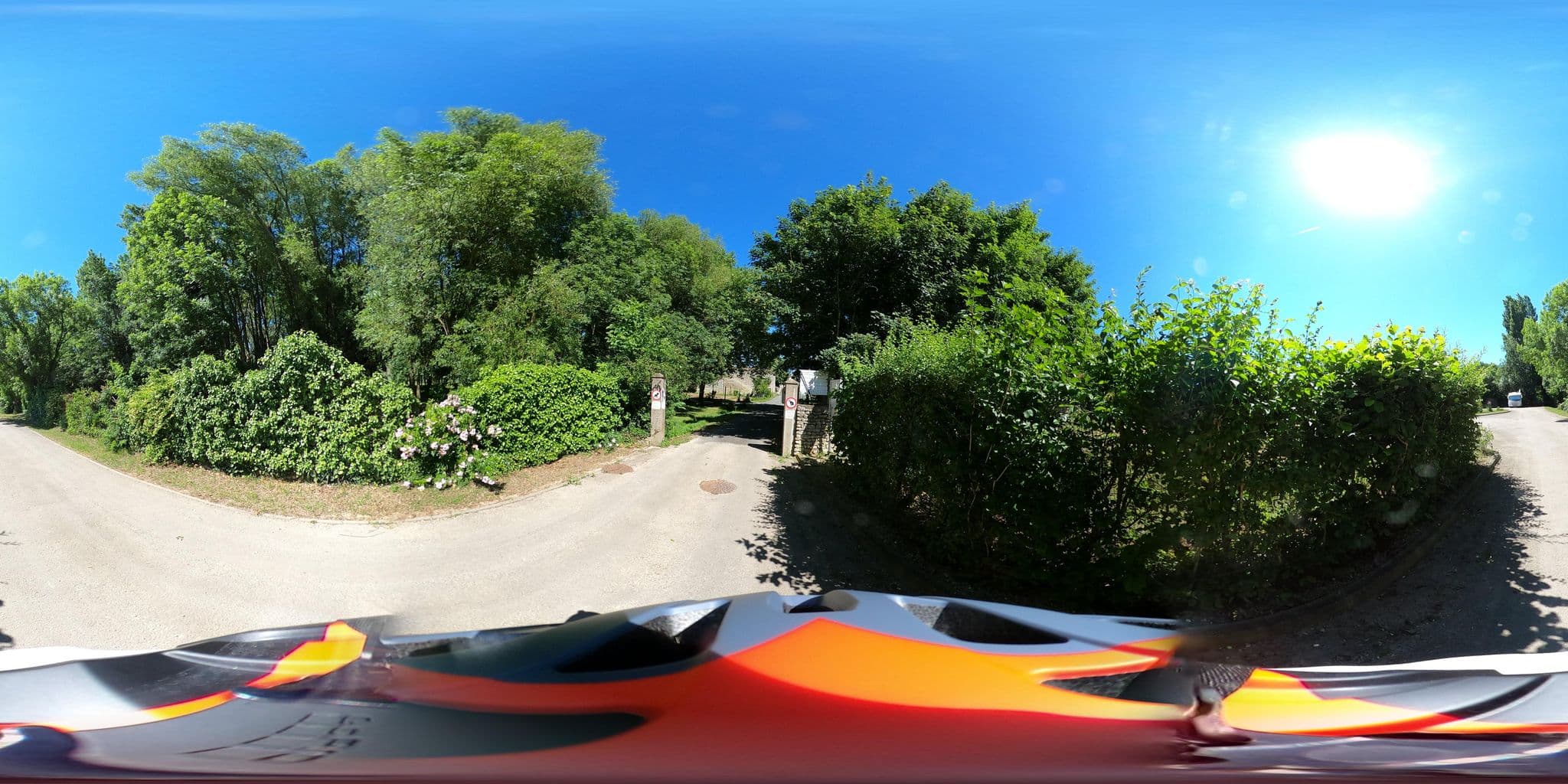 Street view near Aire camping-car de Echiré, Échiré — © cayenne (CC BY-SA · Mapillary)