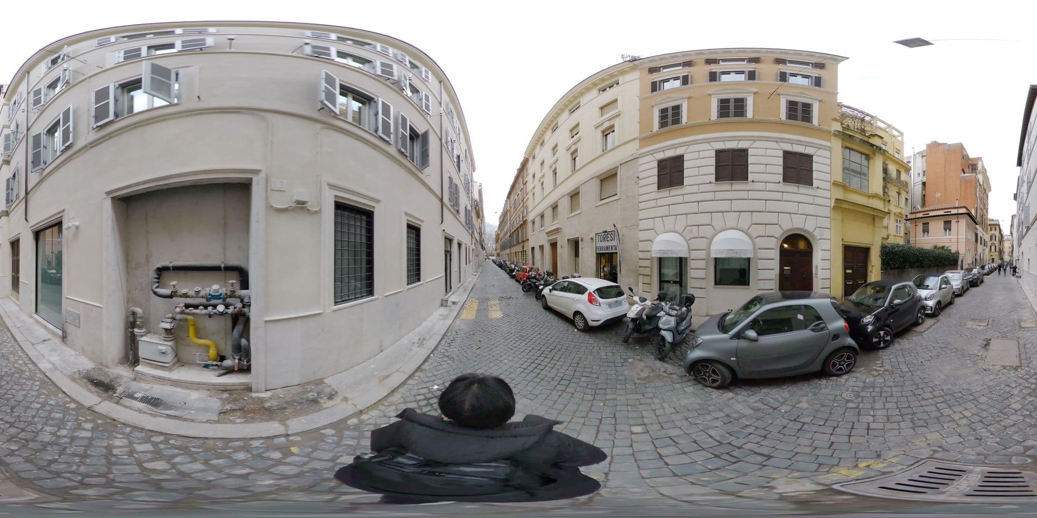 Street view near Casavignoni, Campo Marzio — © akiyoshiii213 (CC BY-SA · Mapillary)