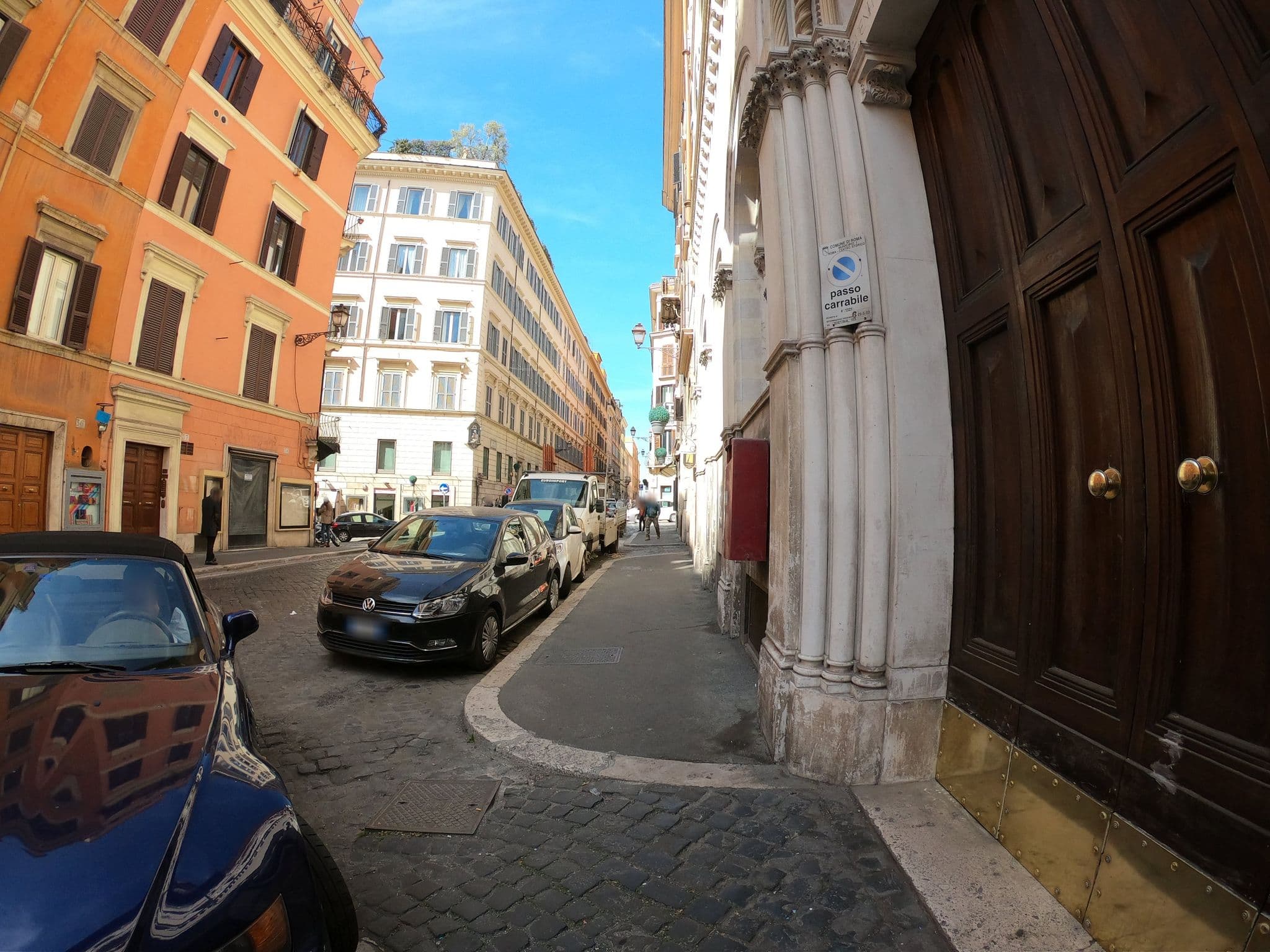 Street view near Sweethome Crispi, Ludovisi — © richlv (CC BY-SA · Mapillary)