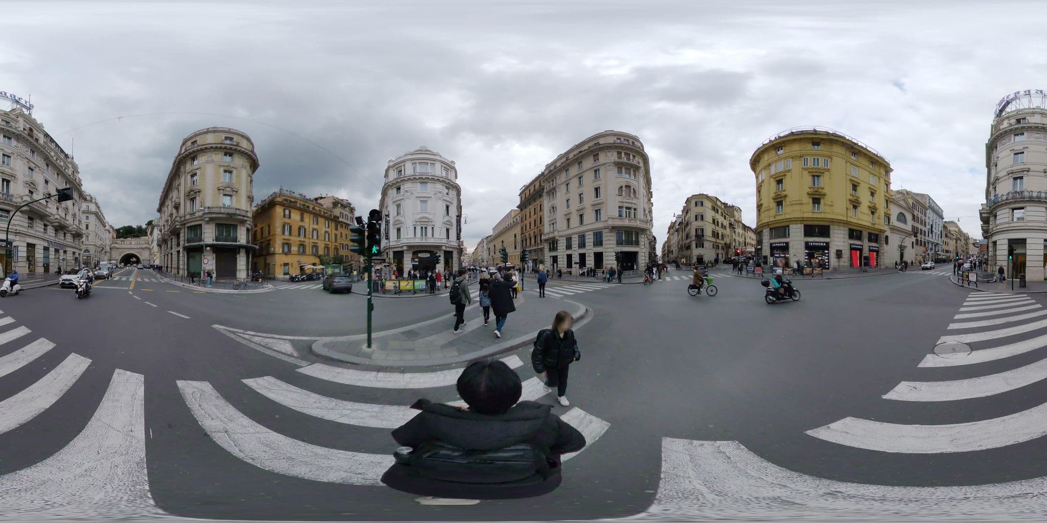 Street view near Tribone, Ludovisi — © akiyoshiii213 (CC BY-SA · Mapillary)