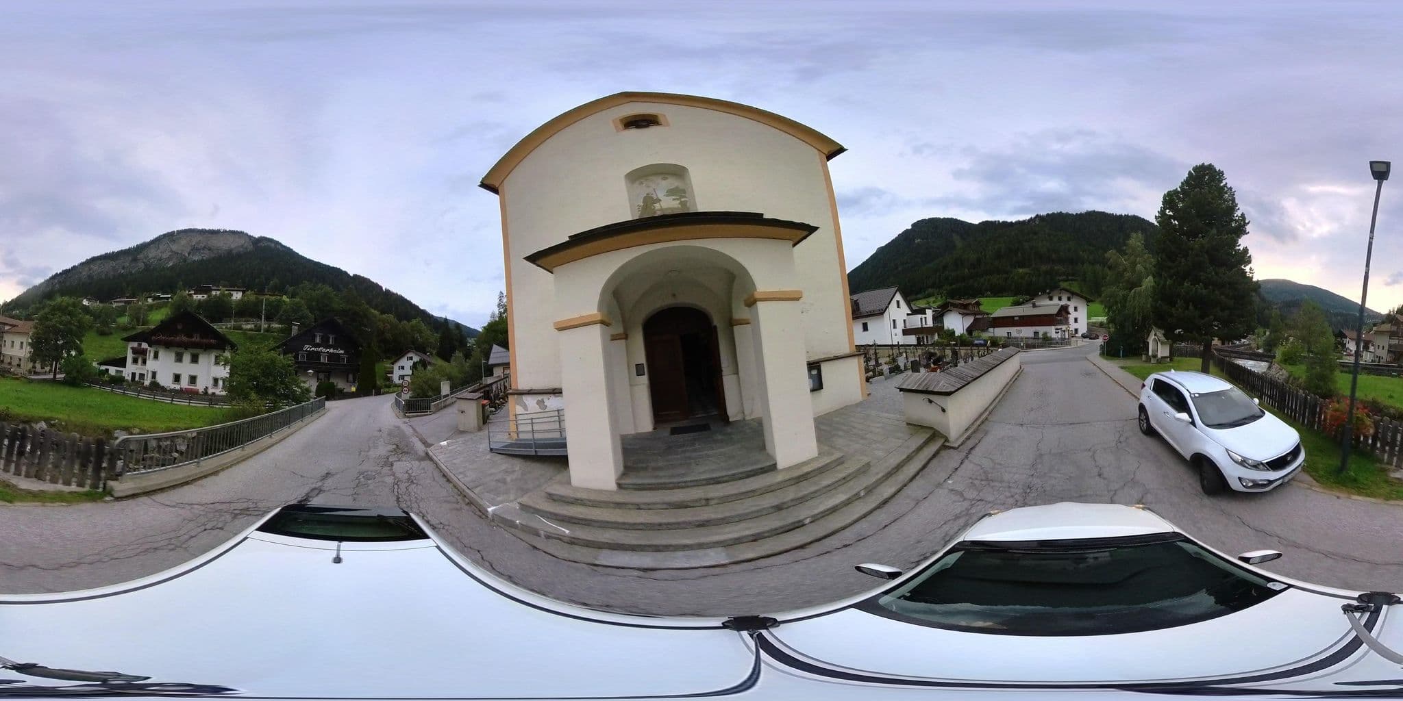 Street view near Tirolerheim, Gries am Brenner — © osmplus_org (CC BY-SA · Mapillary)