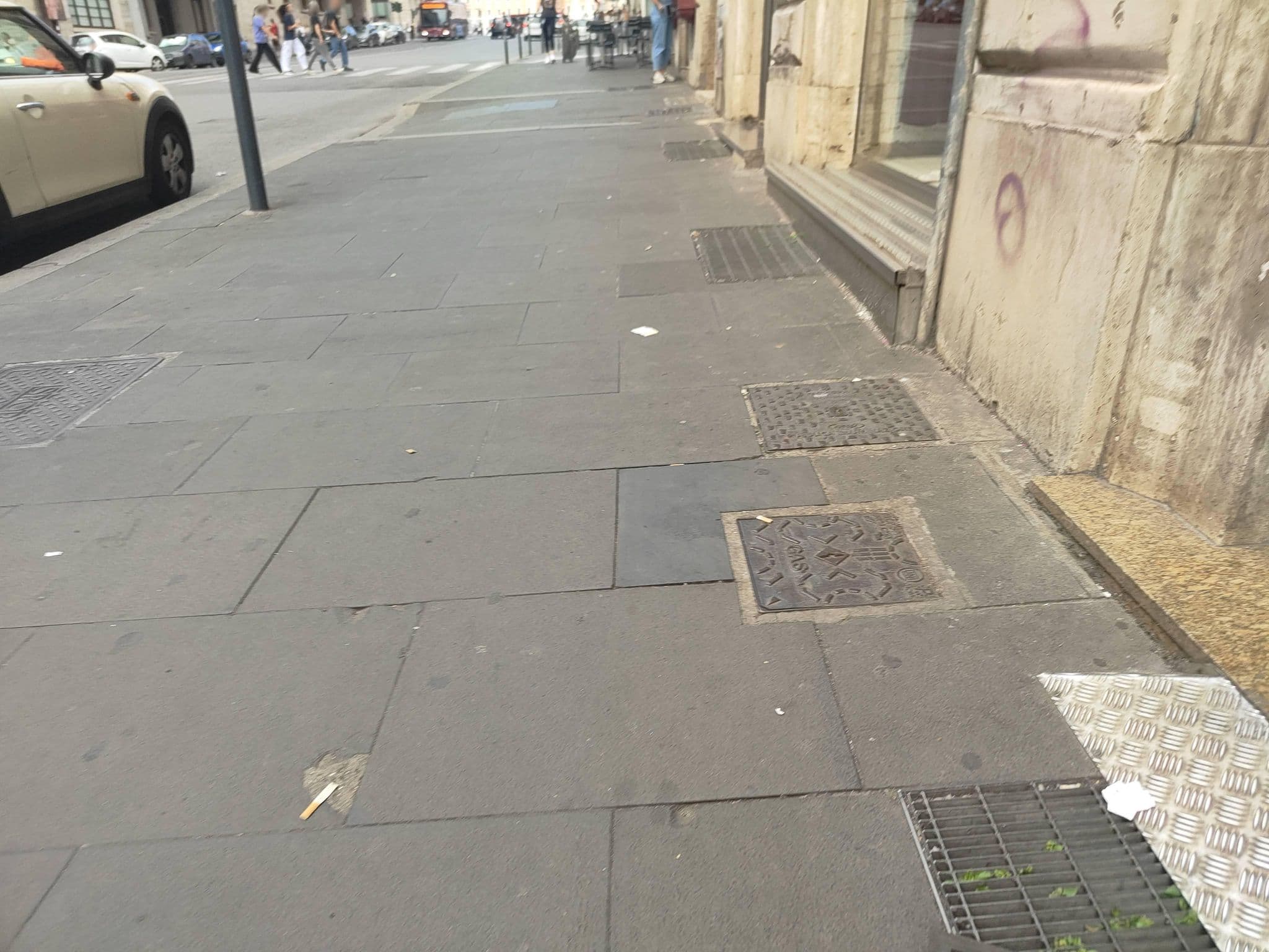 Street view near Eden Luxury Suites, Monti — © omfg_notpr (CC BY-SA · Mapillary)