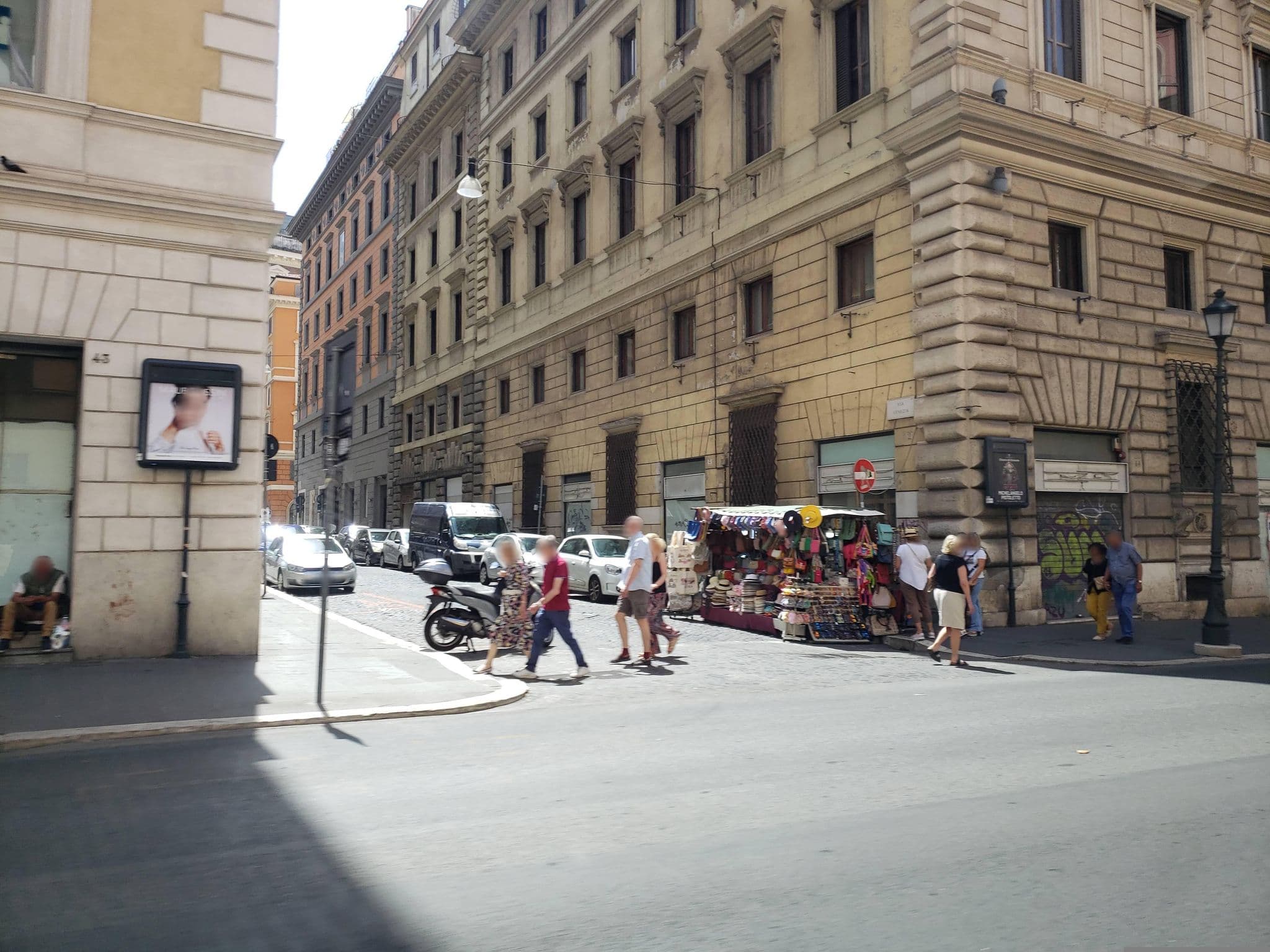 Street view near Domus Alberti, Monti — © mapfool (CC BY-SA · Mapillary)