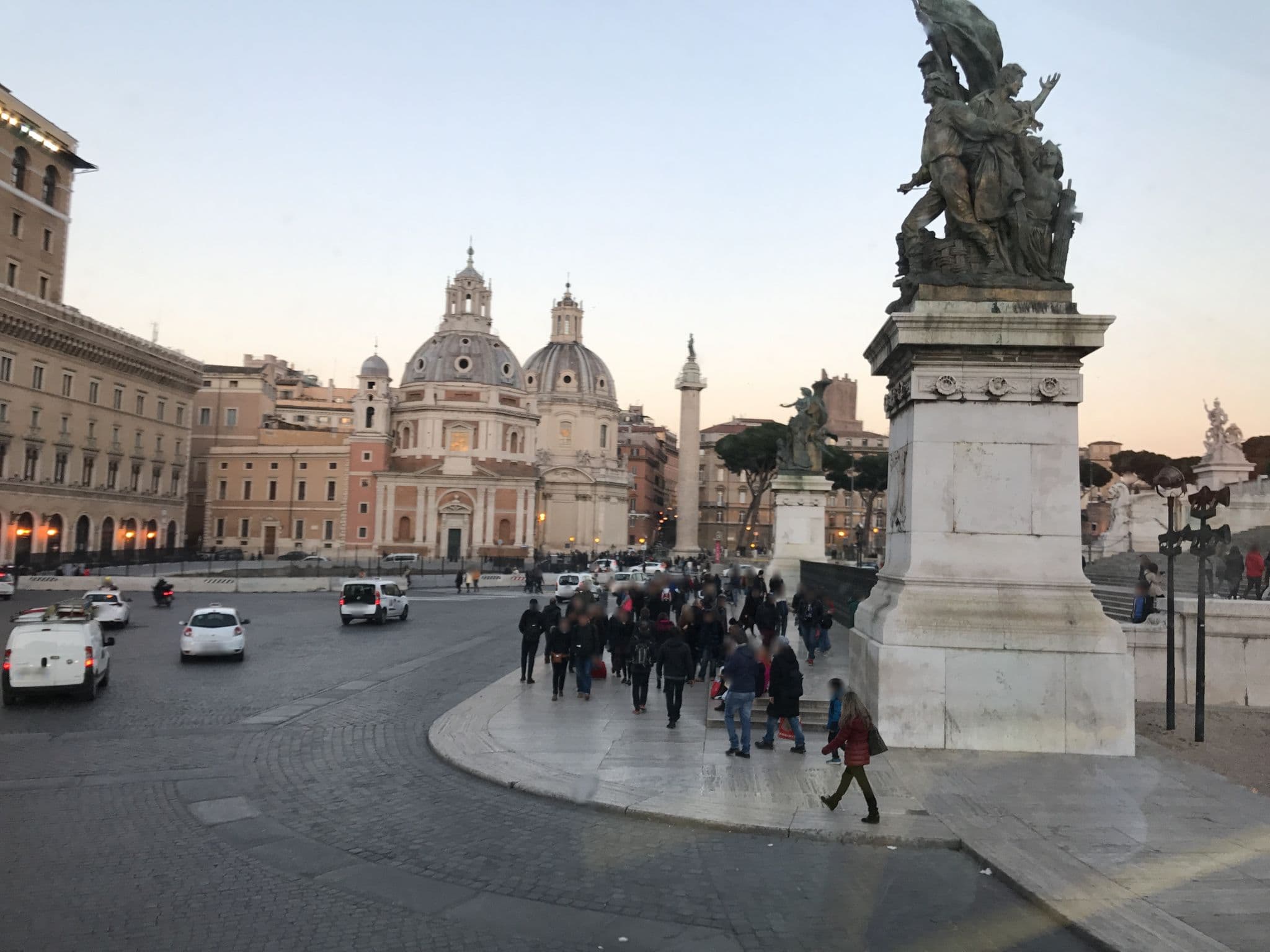 Street view near G Hotel Rome, Pigna — © fundacja_geolife (CC BY-SA · Mapillary)