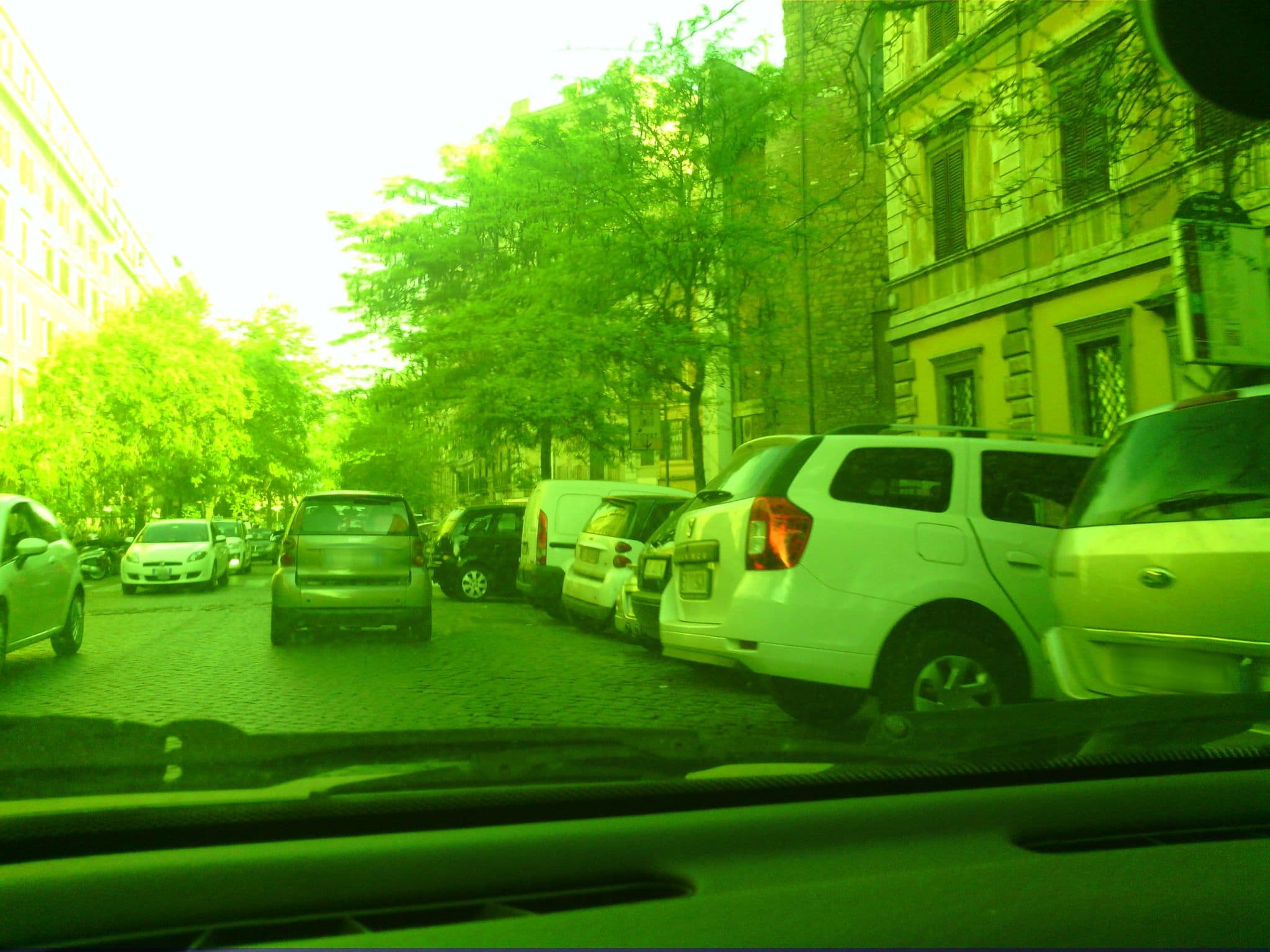 Street view near Below Horizon, Monti — © giardia (CC BY-SA · Mapillary)