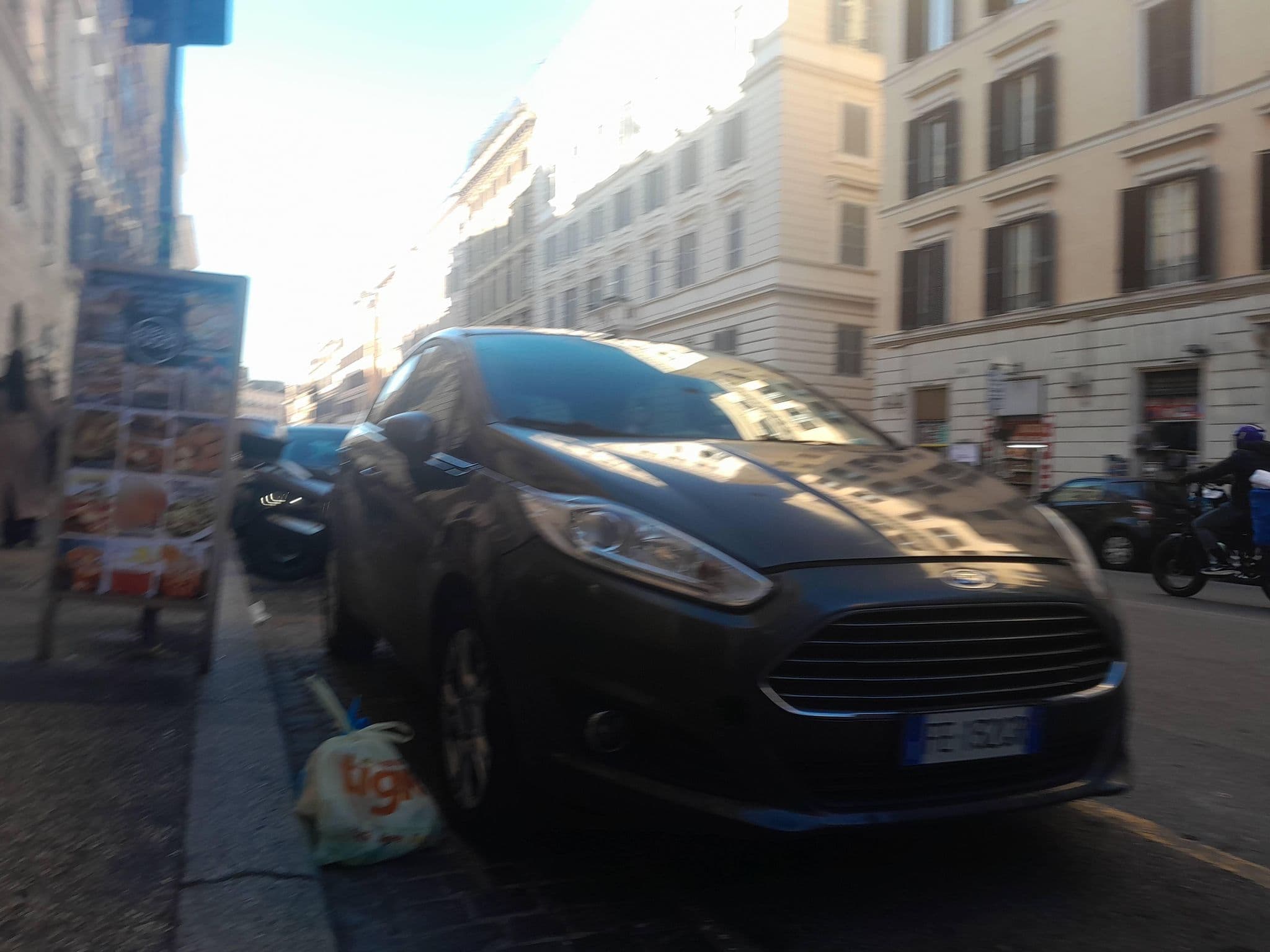 Street view near Waytostay, Monti — © omfg_notpr (CC BY-SA · Mapillary)