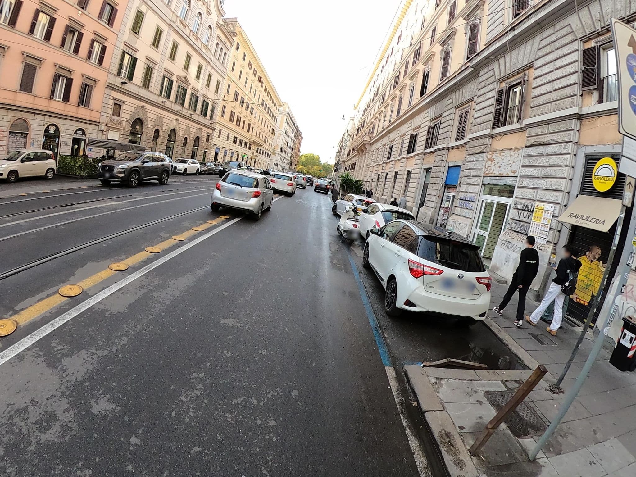 Street view near Romagaja, Rome — © alesarrett (CC BY-SA · Mapillary)
