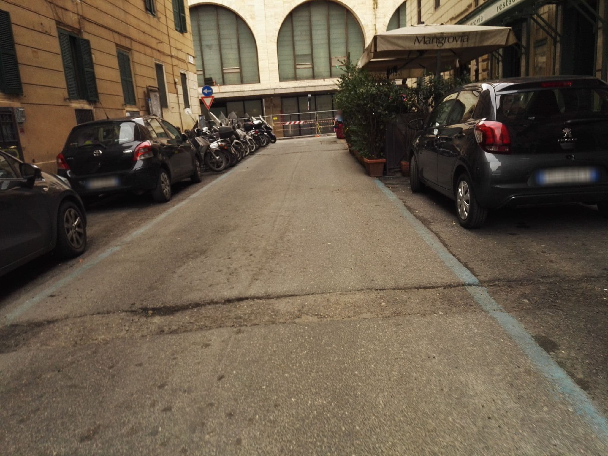 Street view near Hotel Planet, Castro Pretorio — © marcuscalabresus (CC BY-SA · Mapillary)