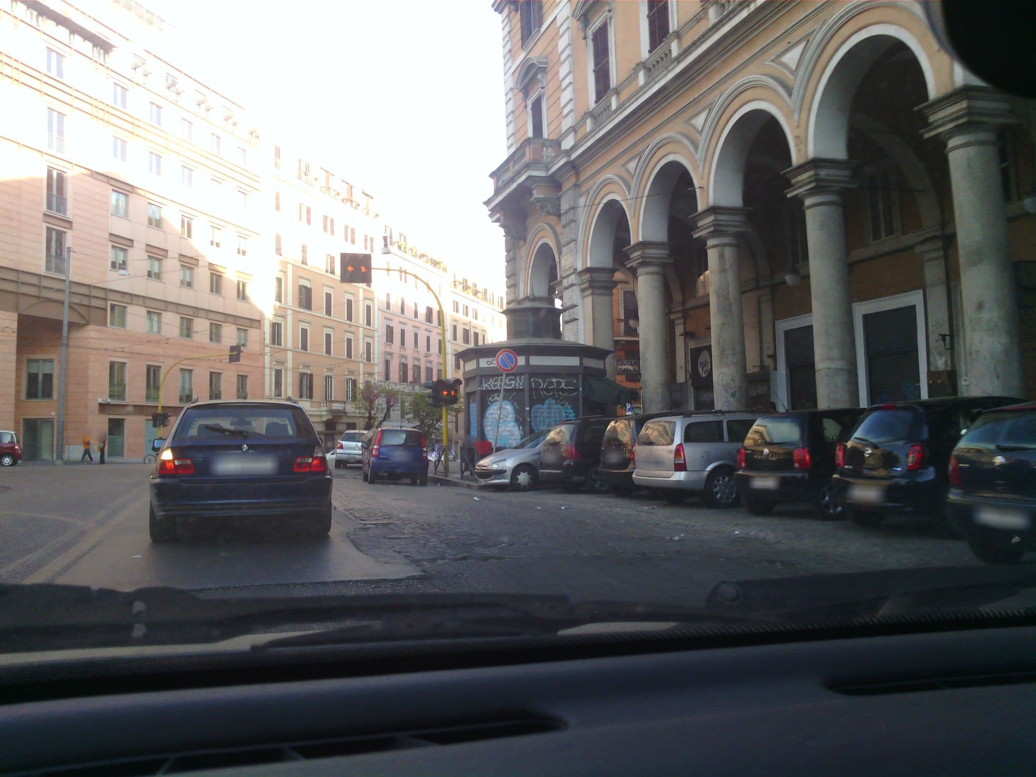 Street view near Eduardo Bed&Breakfast, Monti — © giardia (CC BY-SA · Mapillary)