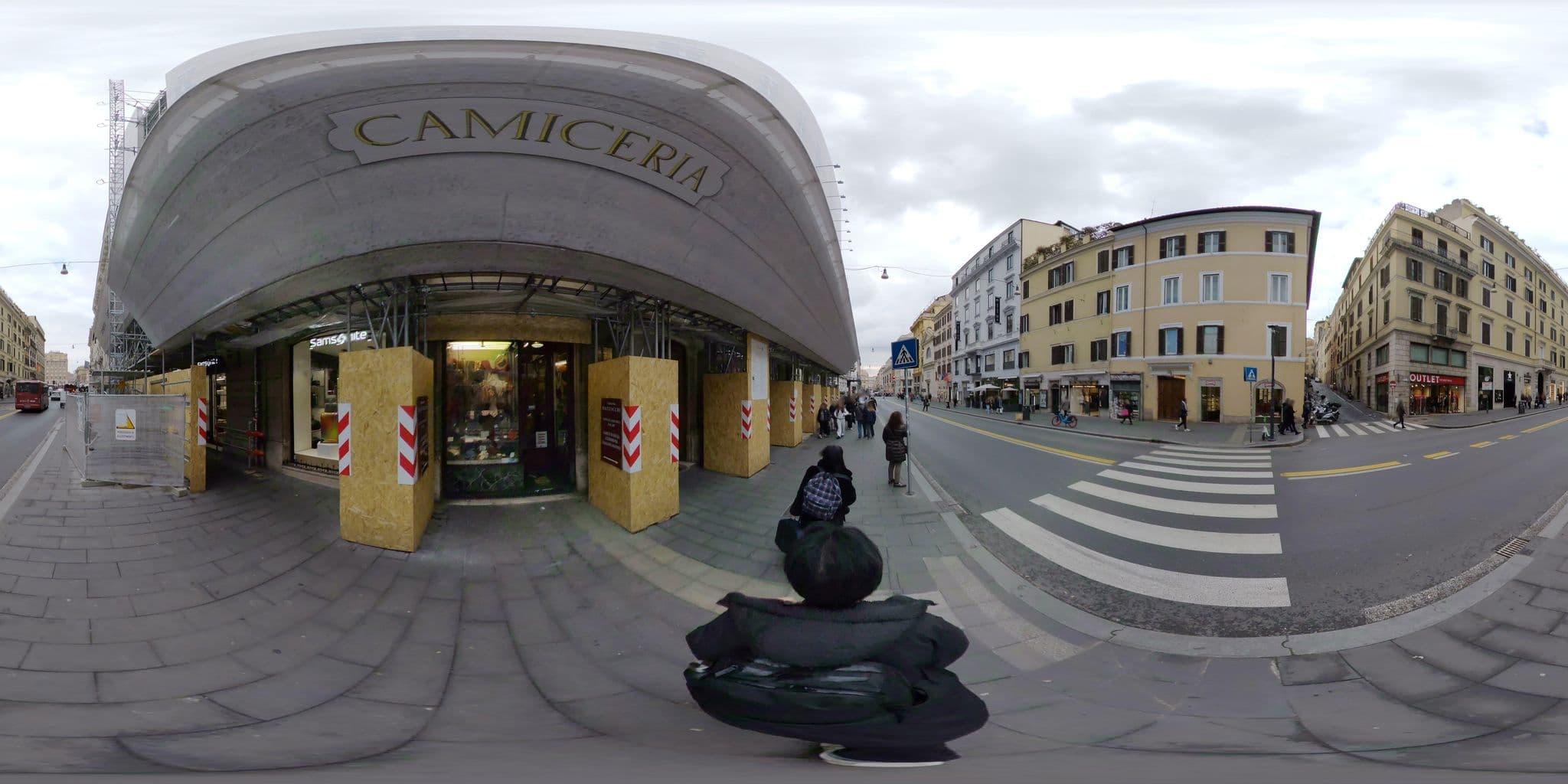 Street view near Tritone 91 Apartments, Ludovisi — © akiyoshiii213 (CC BY-SA · Mapillary)