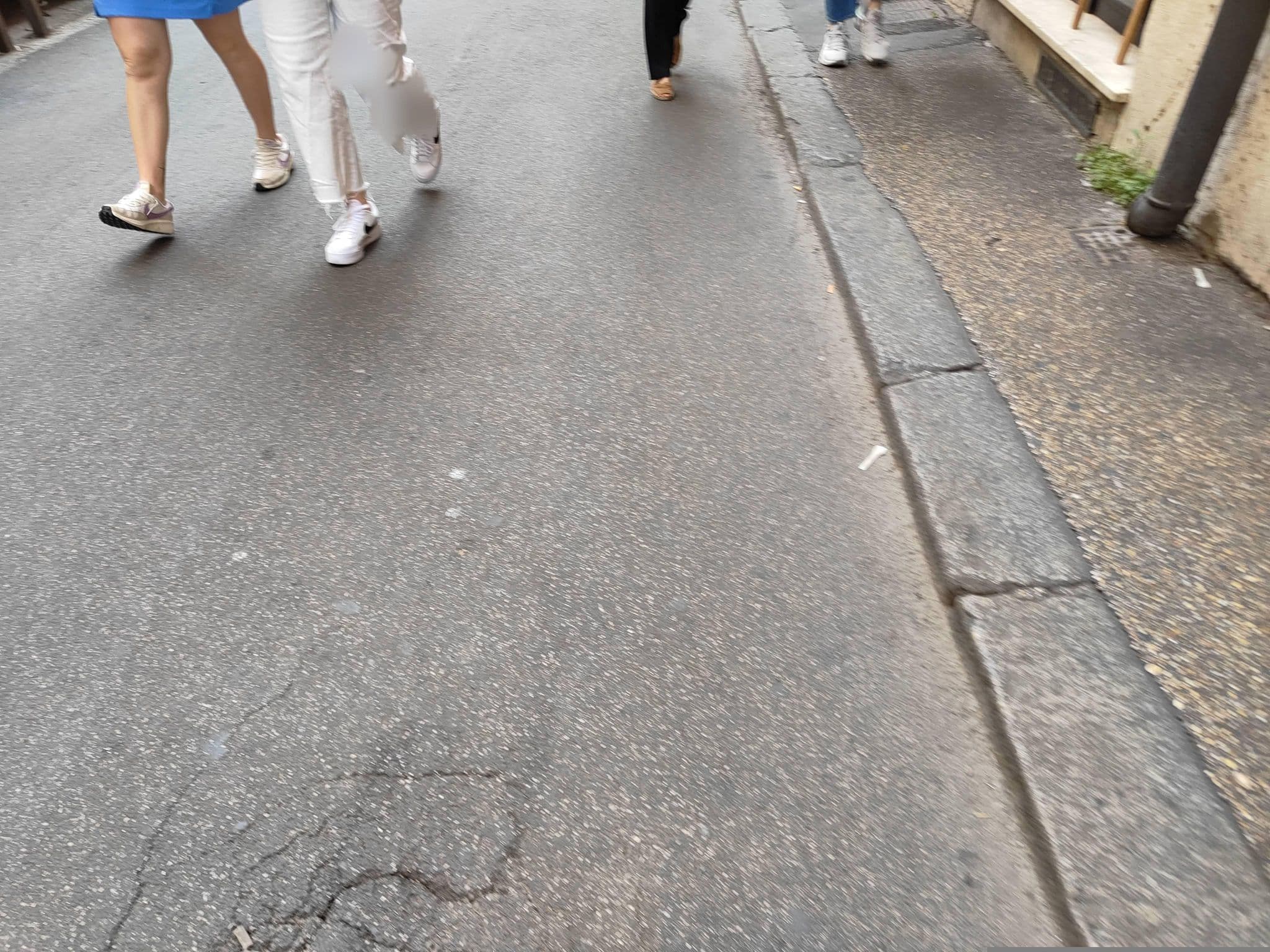Street view near La Sala Di Dante, Sant'Eustachio — © omfg_notpr (CC BY-SA · Mapillary)