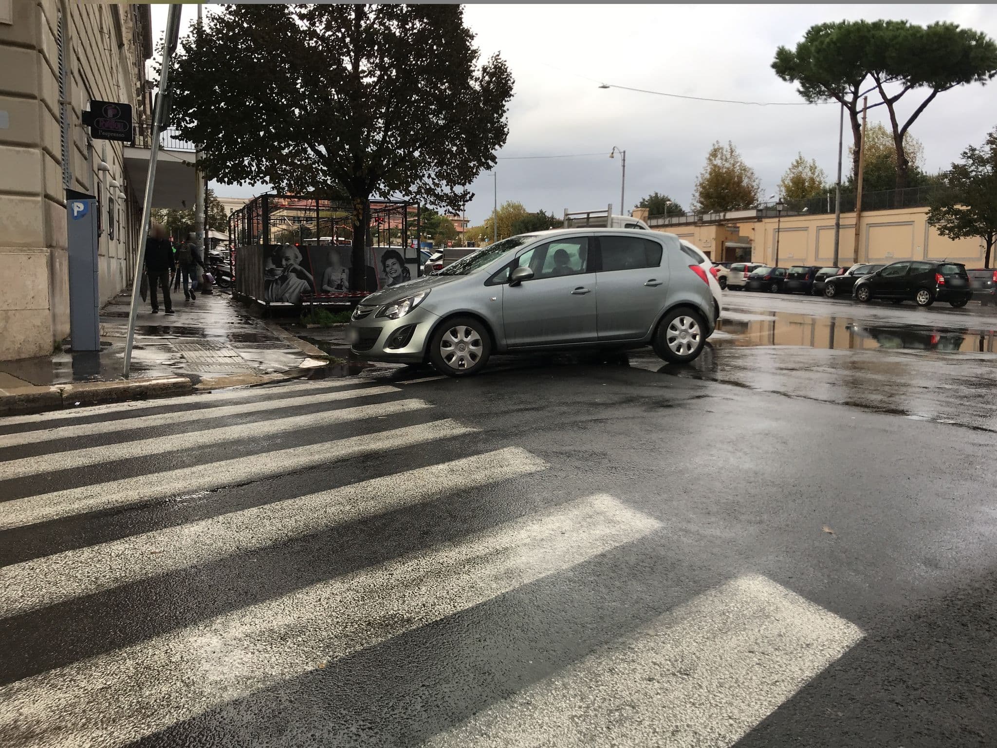 Street view near Best Western Hotel Canada, Castro Pretorio — © miguel_andrade (CC BY-SA · Mapillary)
