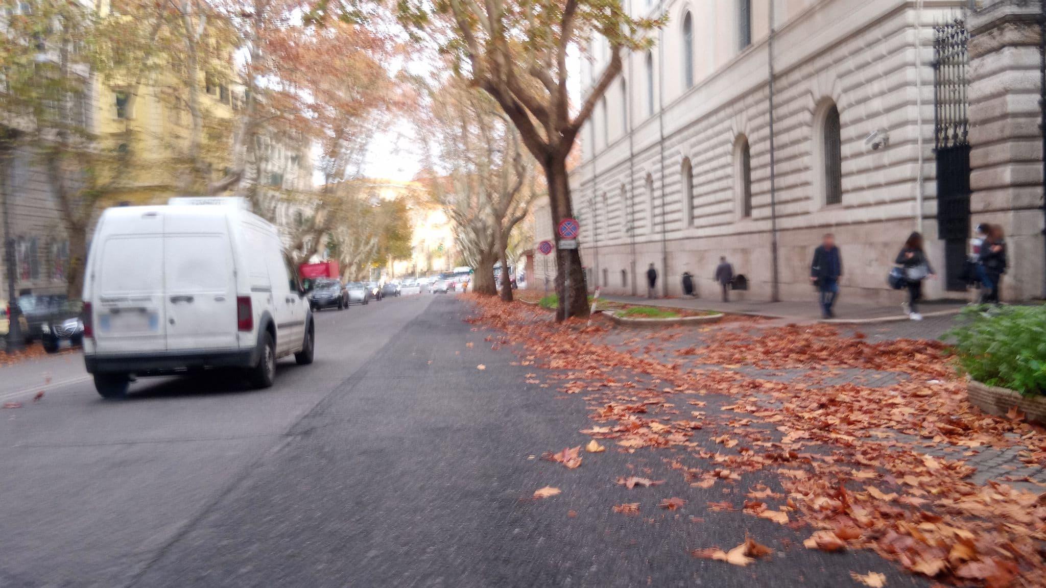 Street view near Imperial Deluxe Hotel, Castro Pretorio — © alesarrett (CC BY-SA · Mapillary)