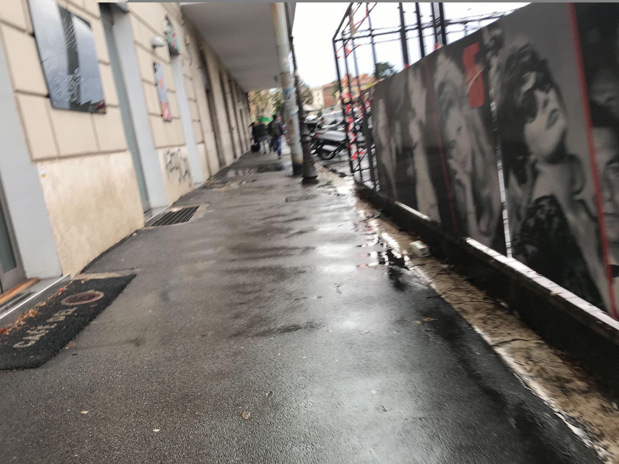 Street view near Carlito Budget Rooms, Castro Pretorio — © miguel_andrade (CC BY-SA · Mapillary)