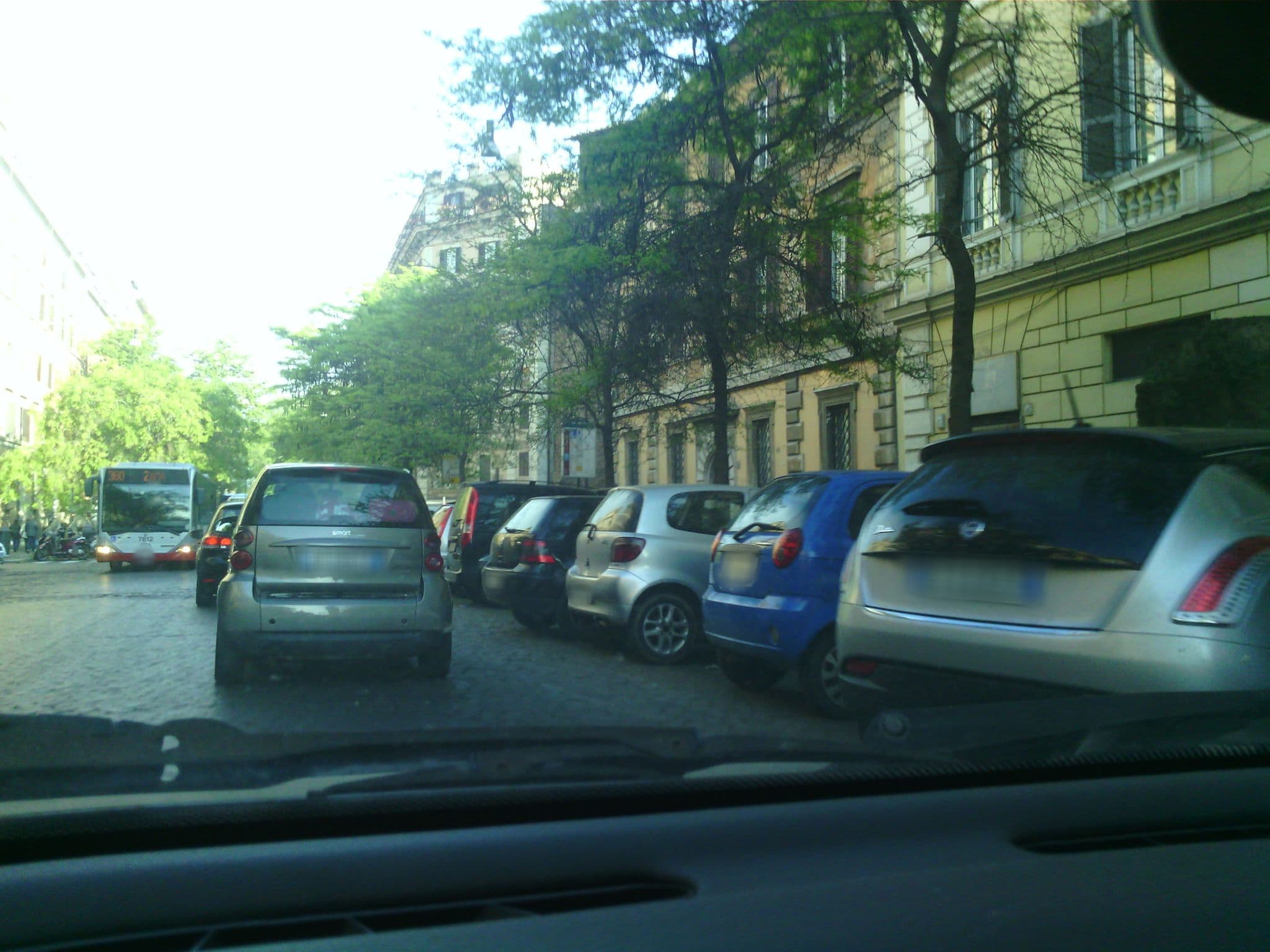 Street view near Dormire a roma, Monti — © giardia (CC BY-SA · Mapillary)