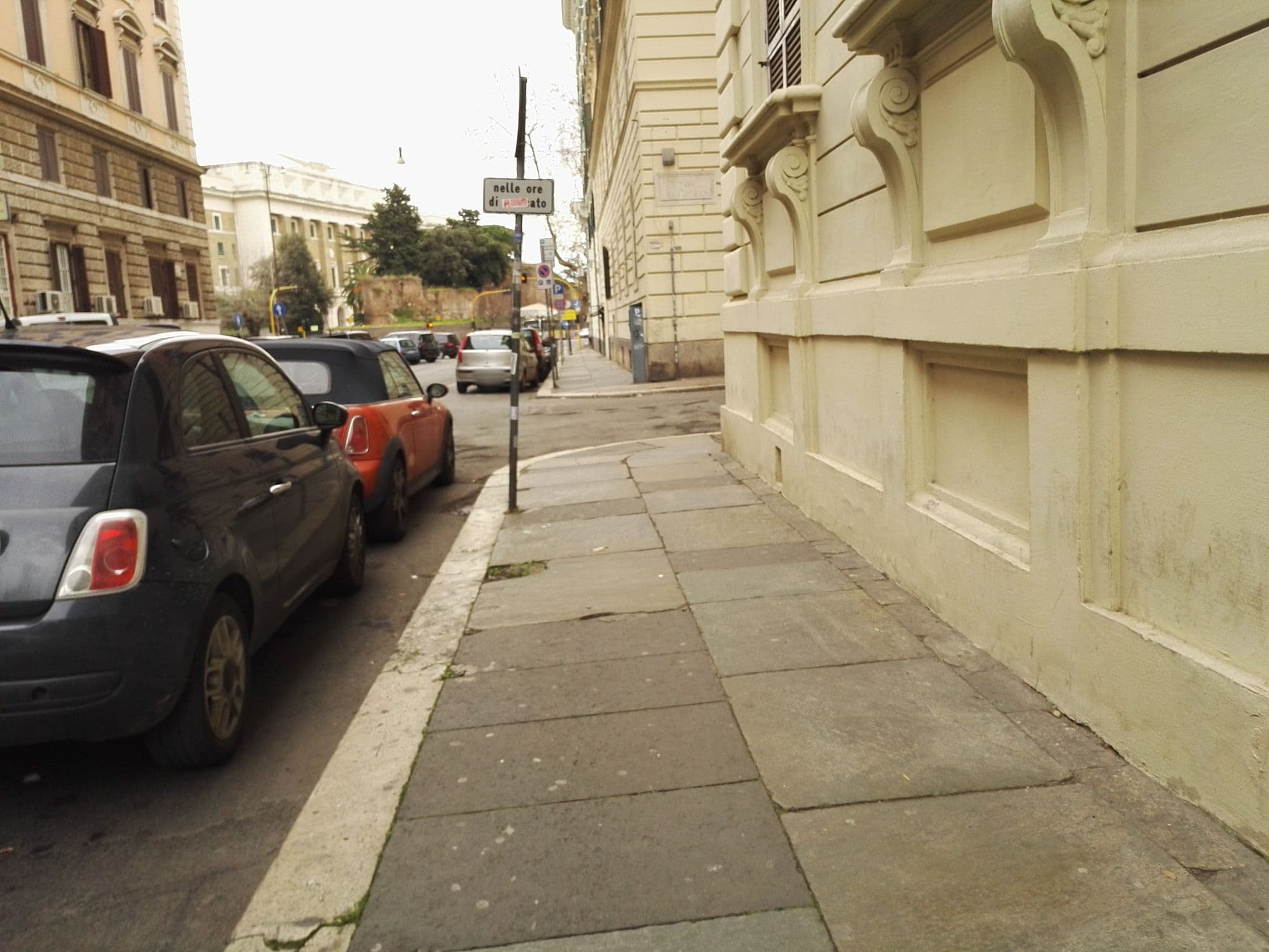 Street view near Hotel Dama, Castro Pretorio — © marcuscalabresus (CC BY-SA · Mapillary)